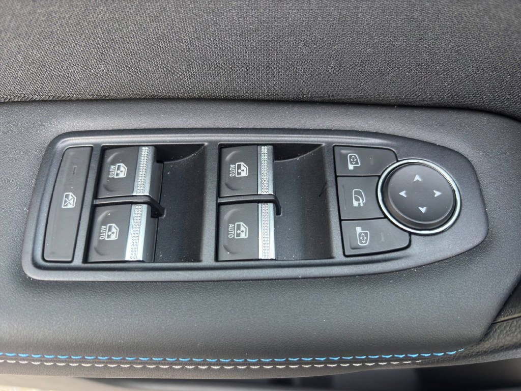 RENAULT Captur 1.6 E-Tech esprit Alpine-image-12