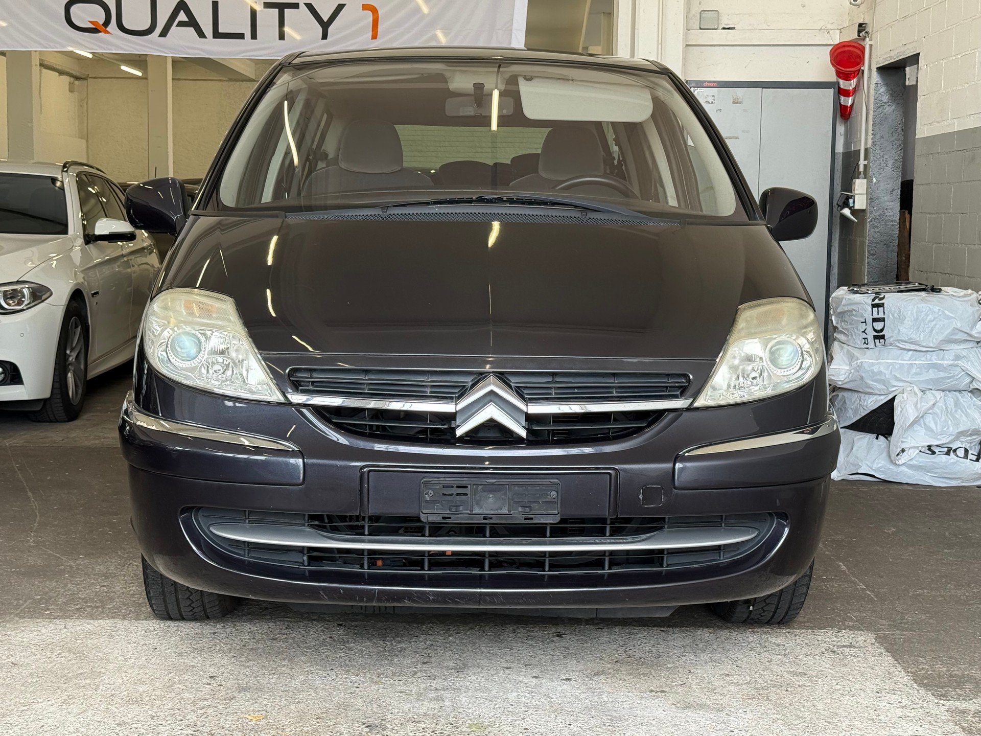 CITROEN C8 2.0 16V HDi Attraction-image-1