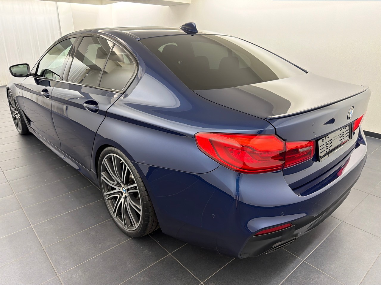BMW 540i xDrive MSport-image-1
