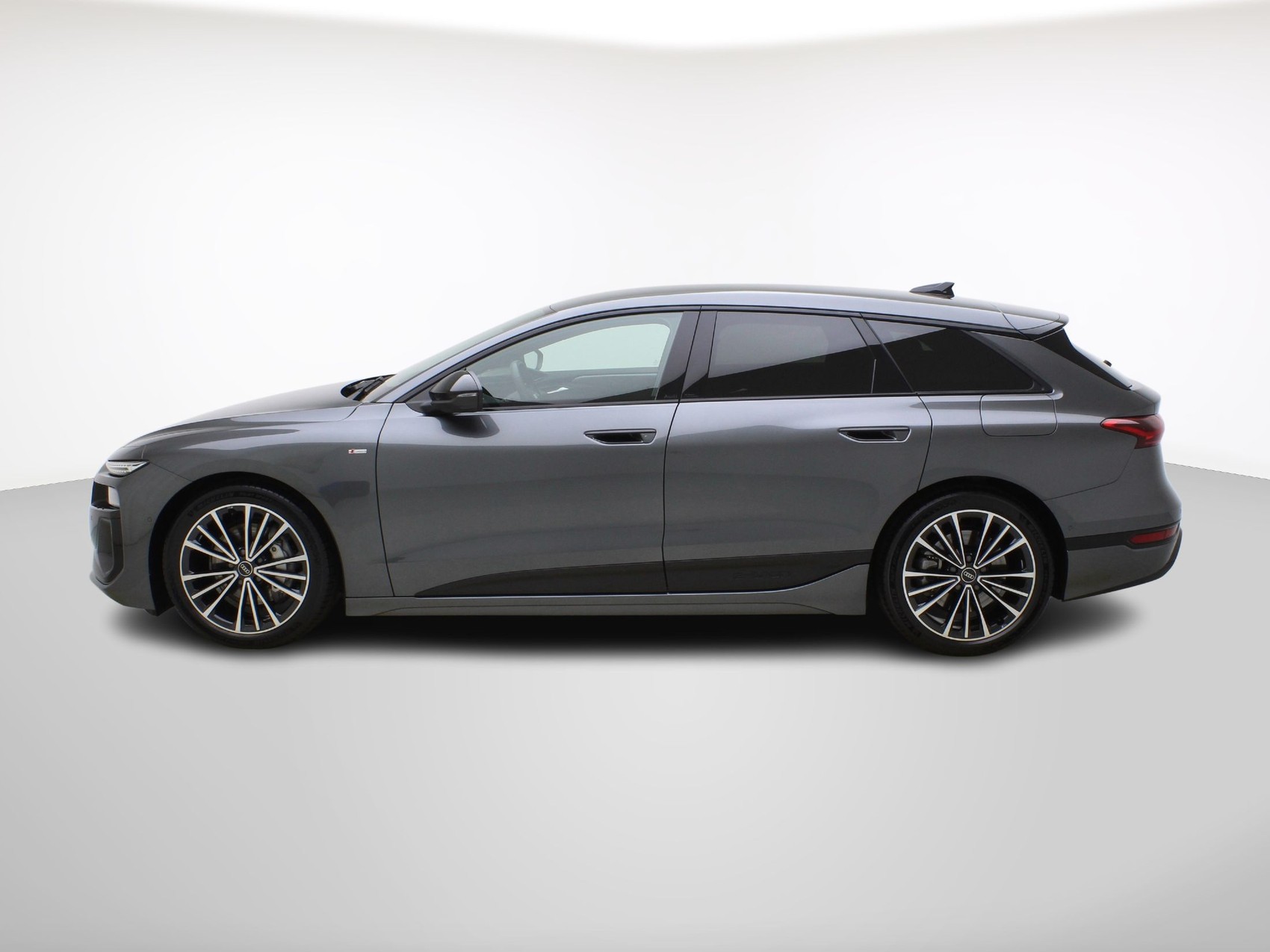 AUDI A6 e-tron Avant S line quattro **Audi Werksgarantie bis 09/2030**-showroom-element-2