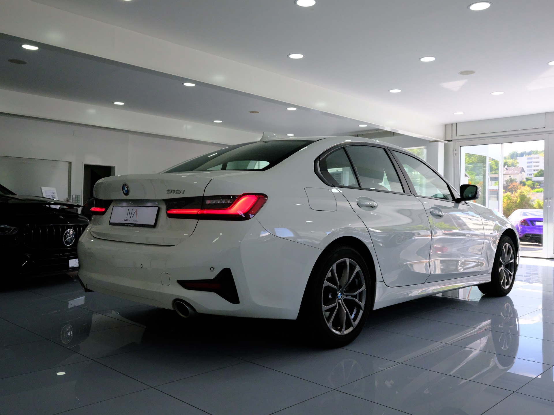 BMW 318i Steptronic-image-6