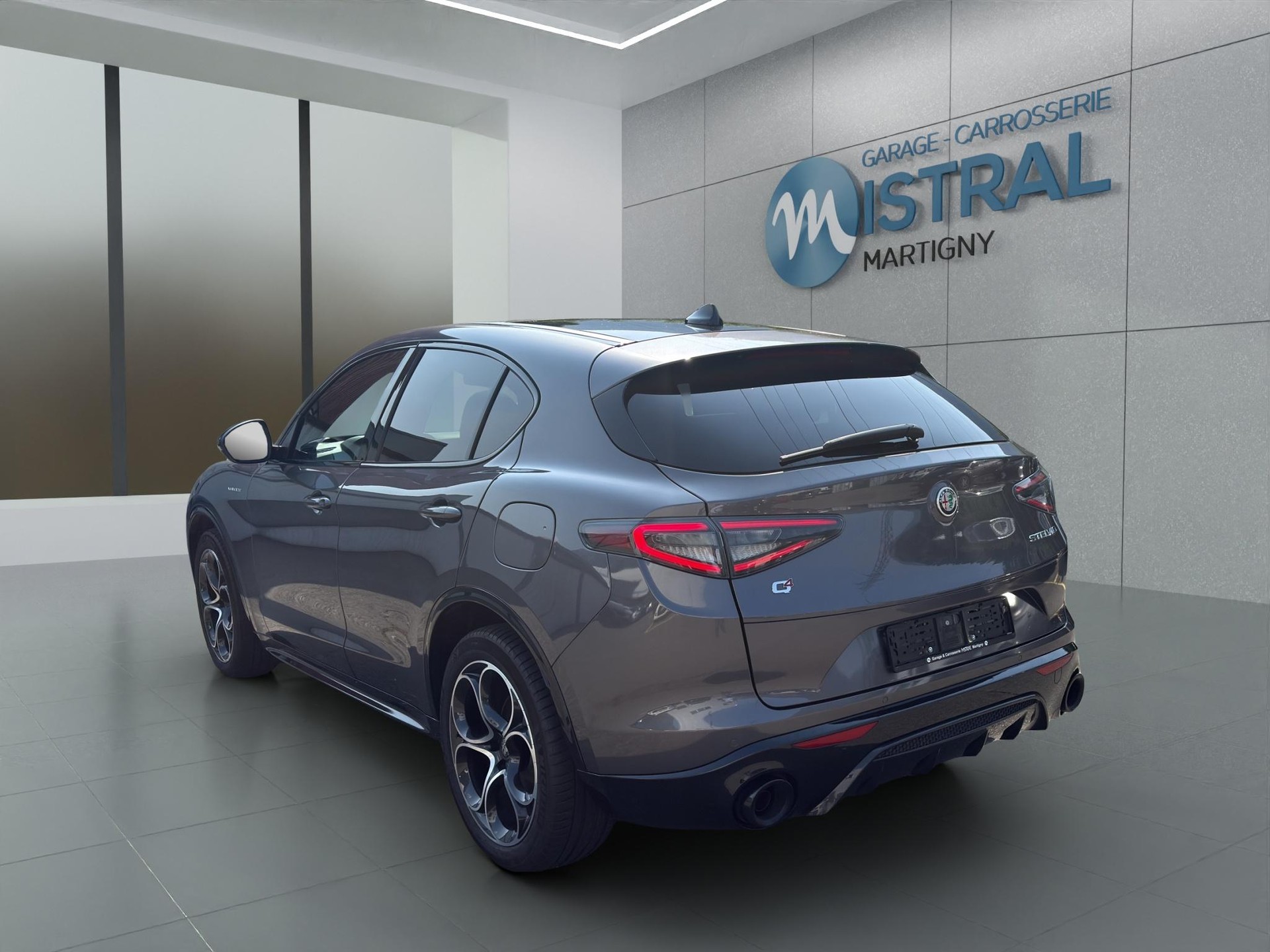 ALFA ROMEO Stelvio 2.0 Q4 280 Veloce-image-2