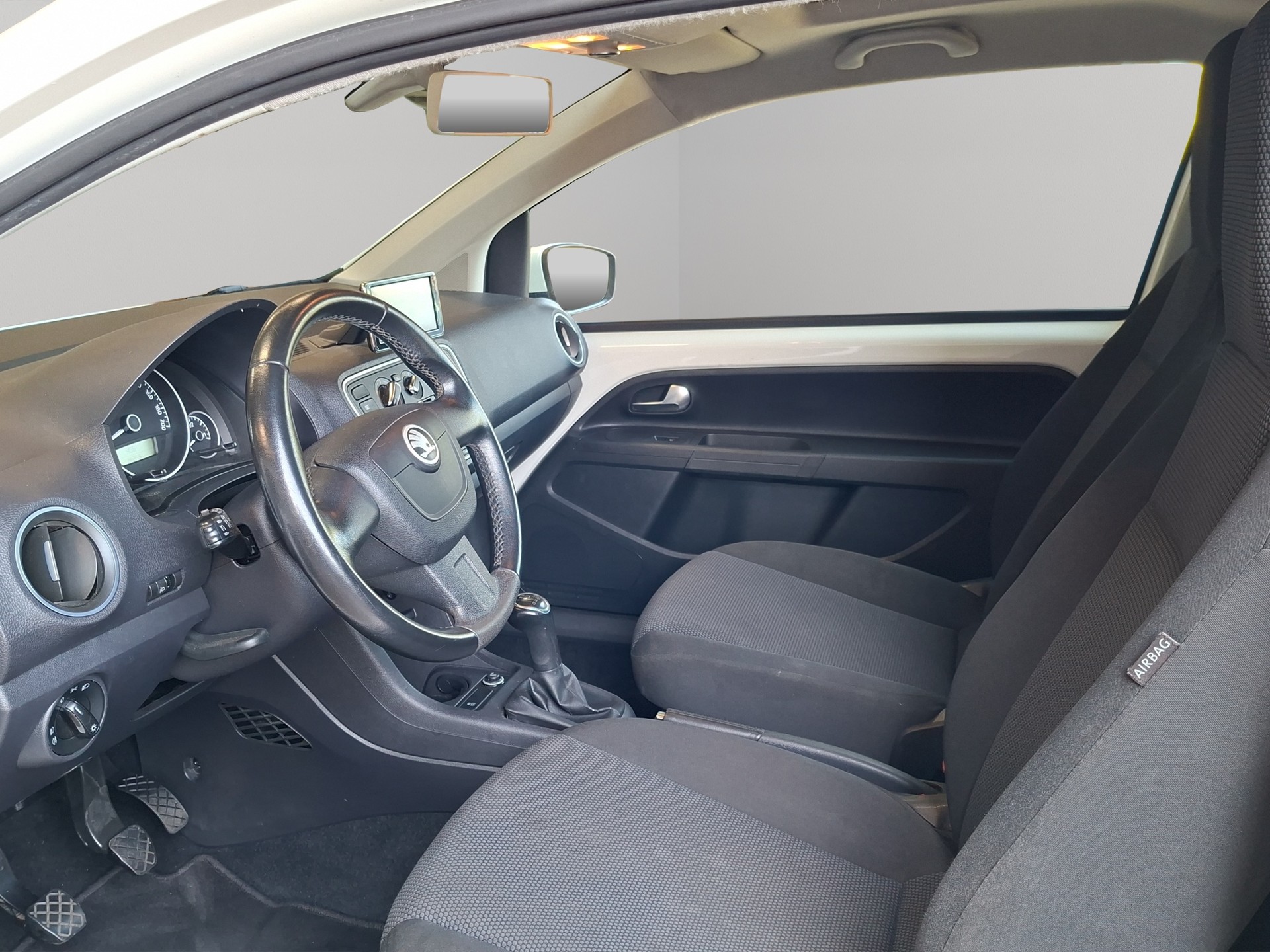 SKODA CITIGO-image-8