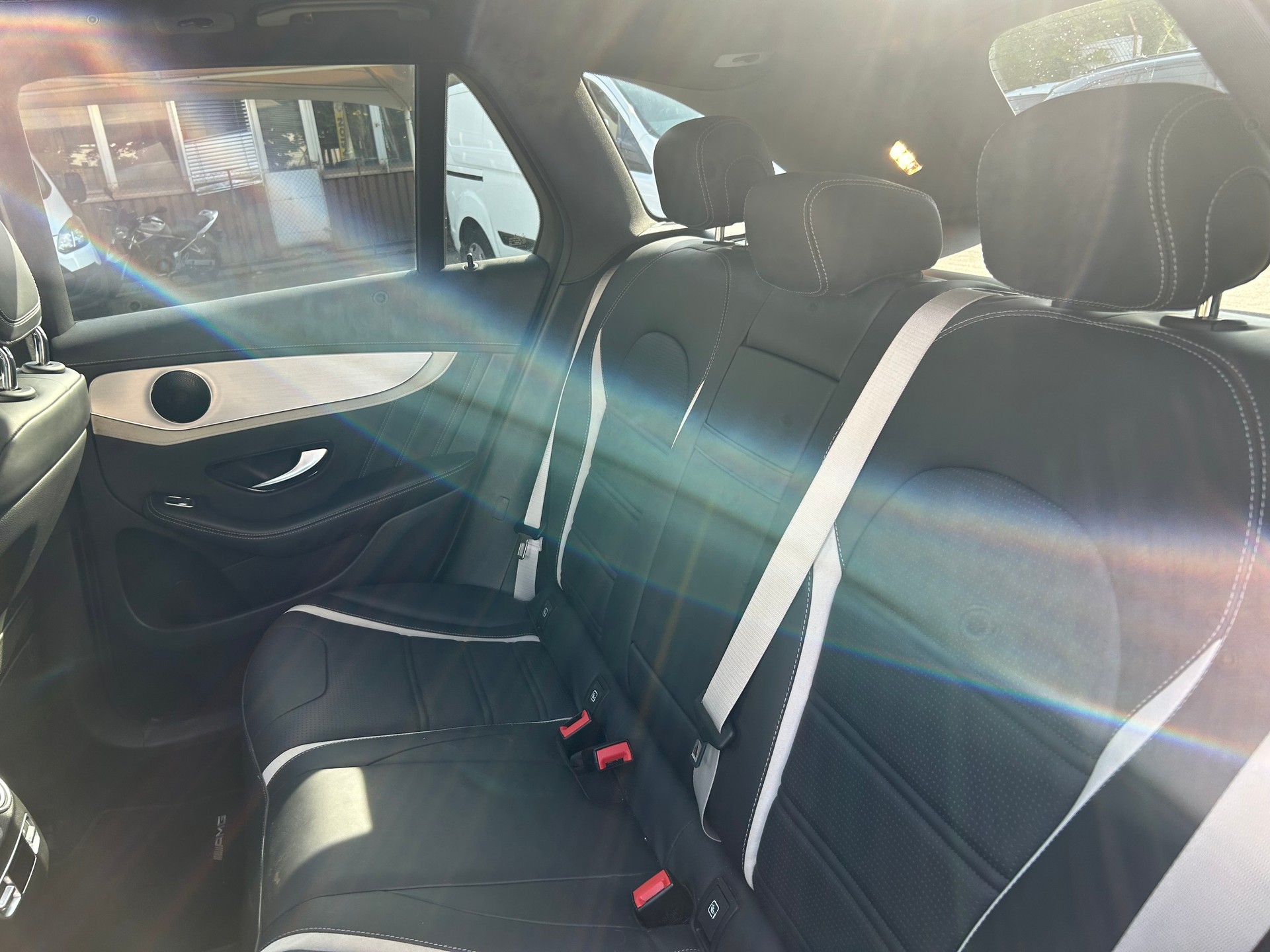 MERCEDES-BENZ GLC 63 S AMG 4Matic 9G-Tronic-image-8