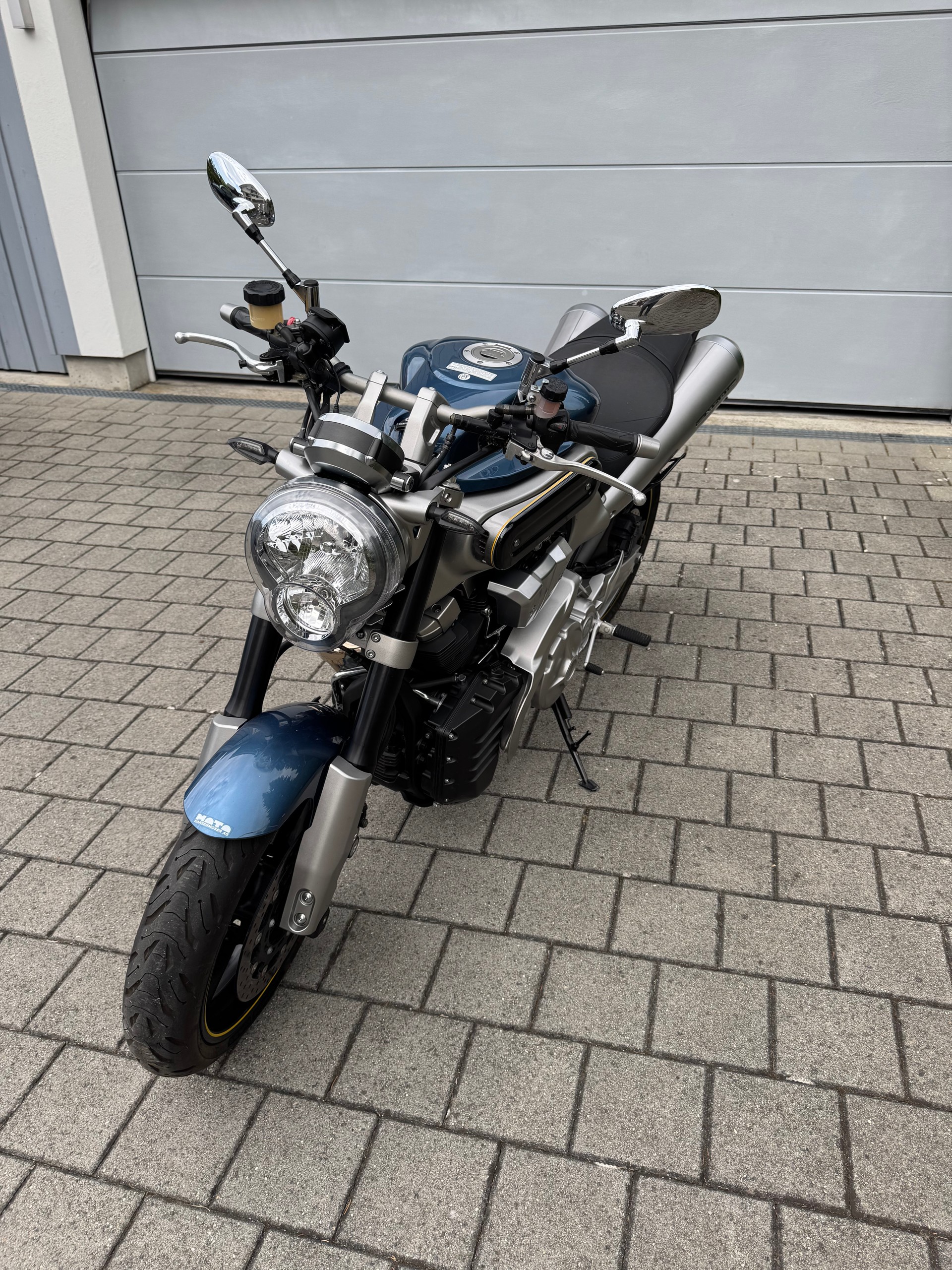 YAMAHA MT-01