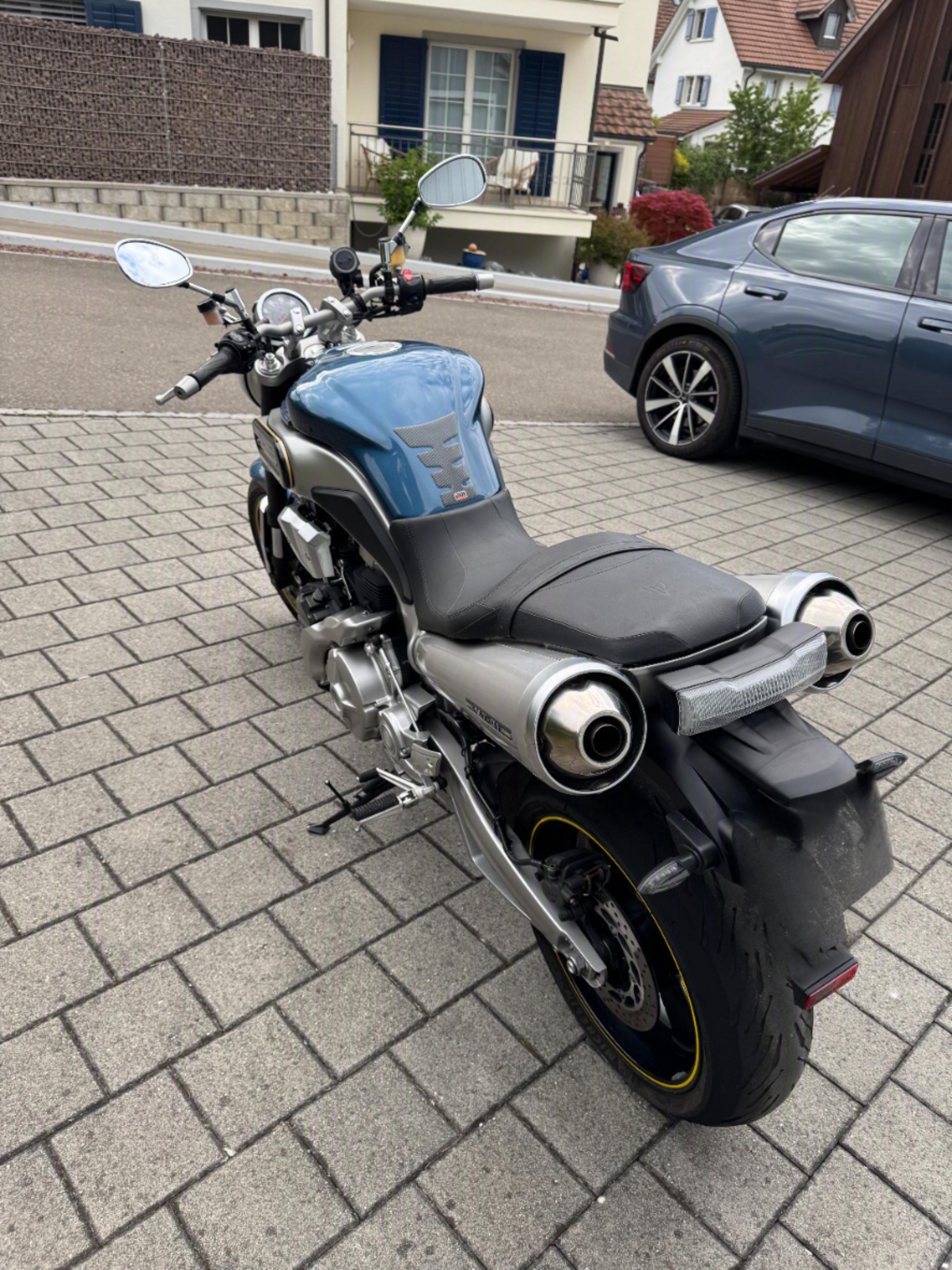 YAMAHA MT-01-image-3