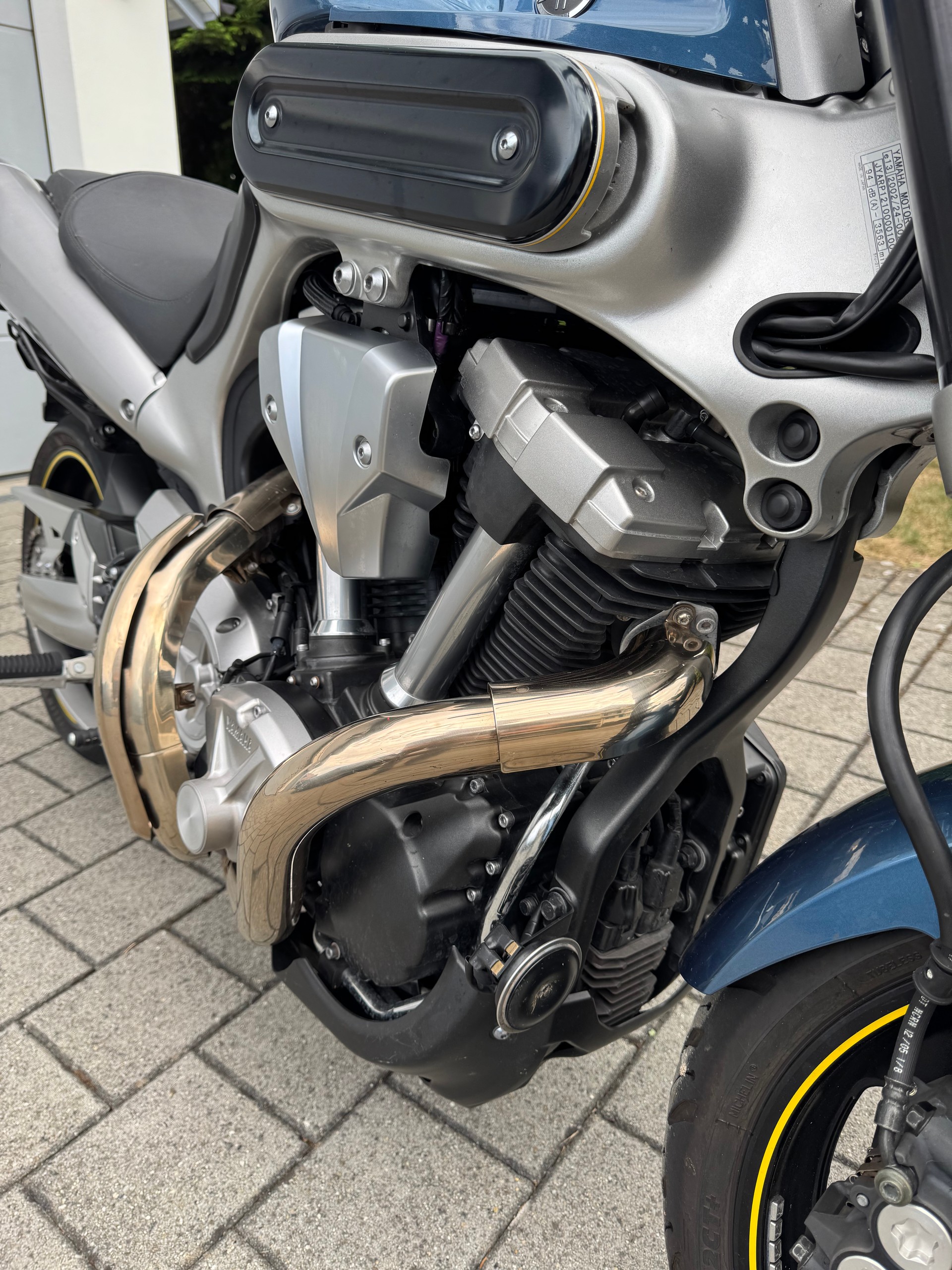 YAMAHA MT-01-image-7