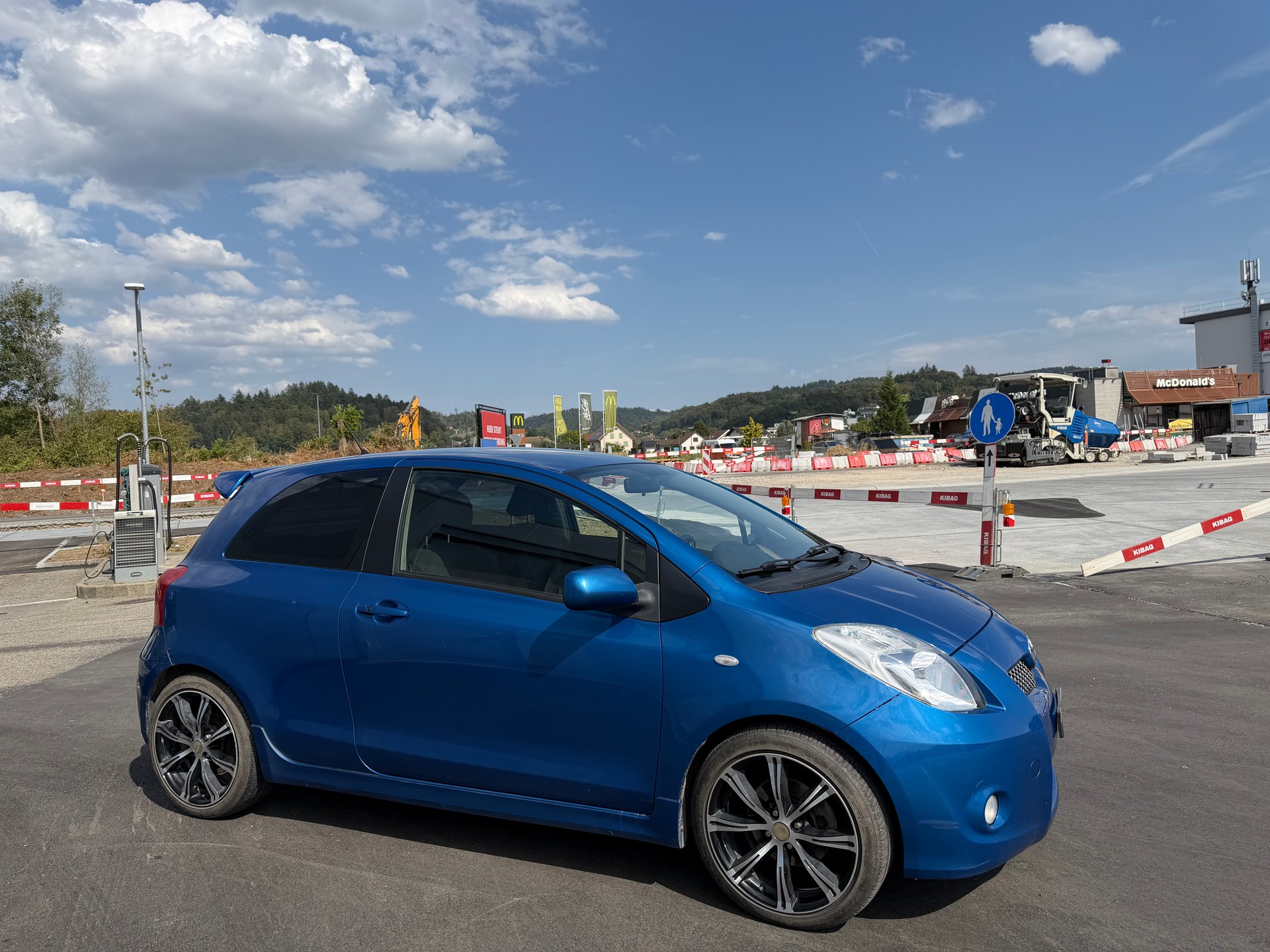 TOYOTA Yaris 1.8 TS-image-3