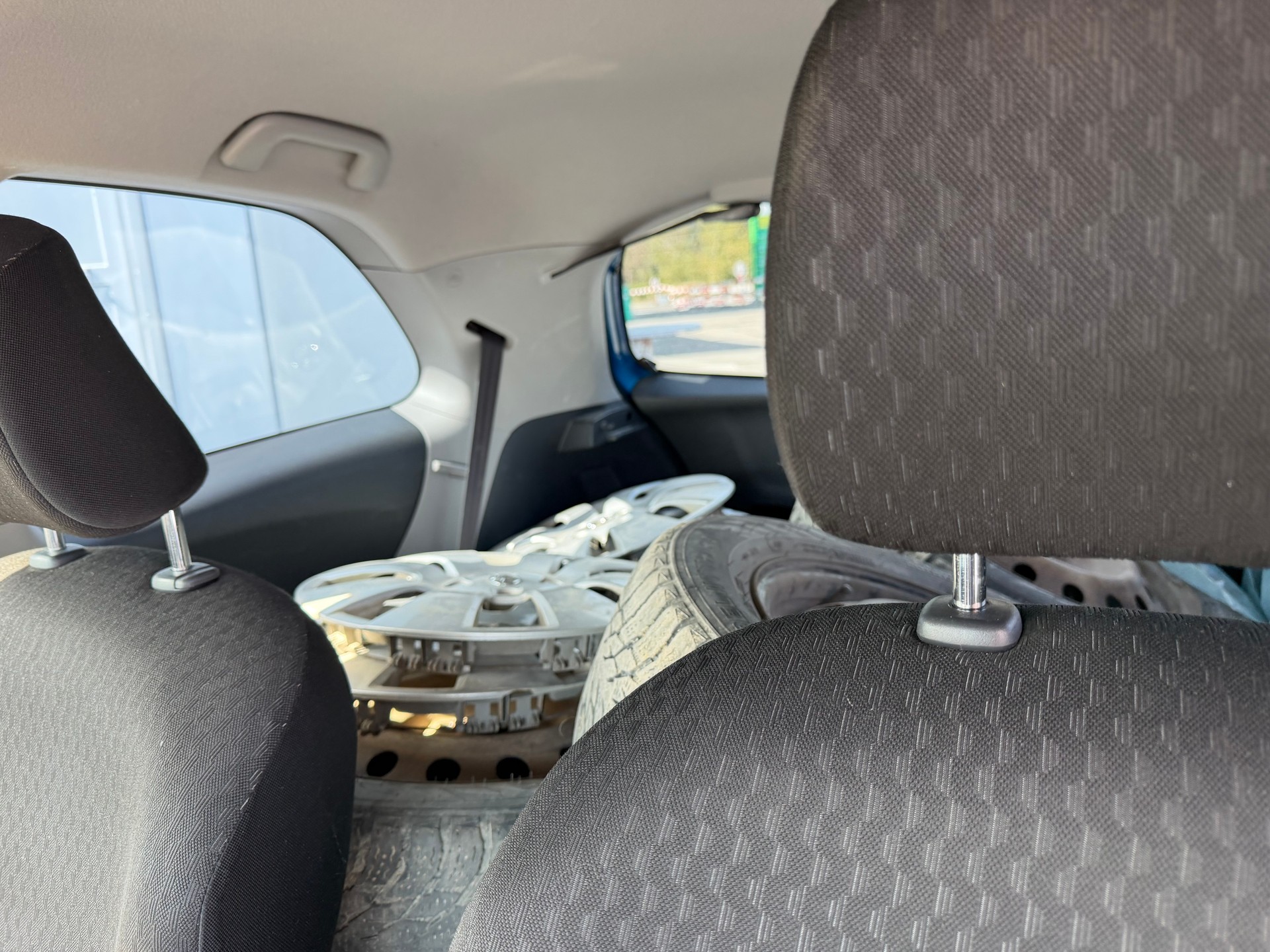 TOYOTA Yaris 1.8 TS-image-9