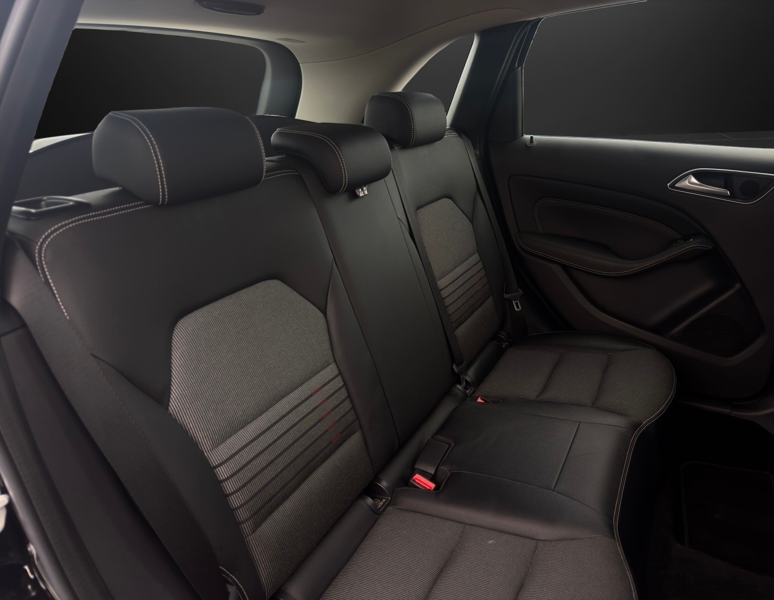 MERCEDES-BENZ B 180 CDI Urban-image-13