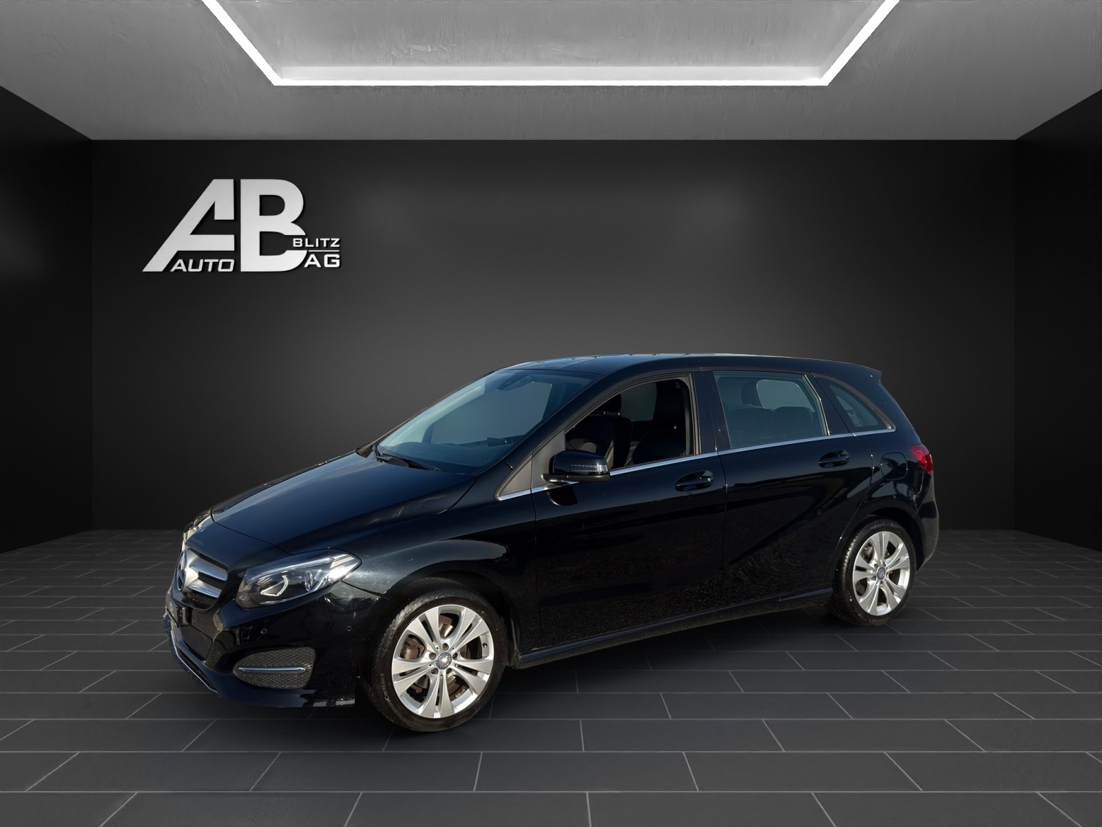 MERCEDES-BENZ B 180 CDI Urban-image-1
