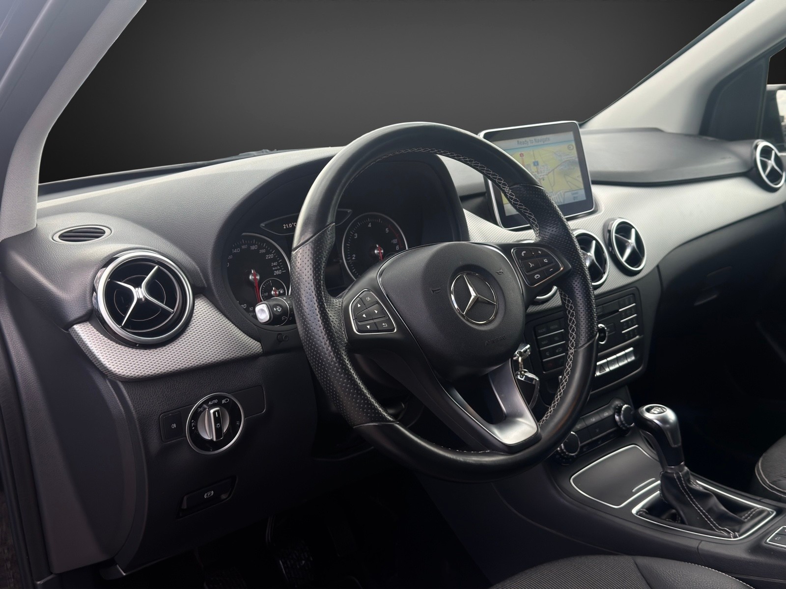 MERCEDES-BENZ B 180 CDI Urban-image-7