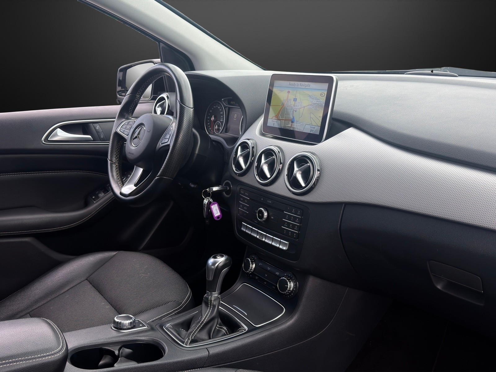 MERCEDES-BENZ B 180 CDI Urban-image-9