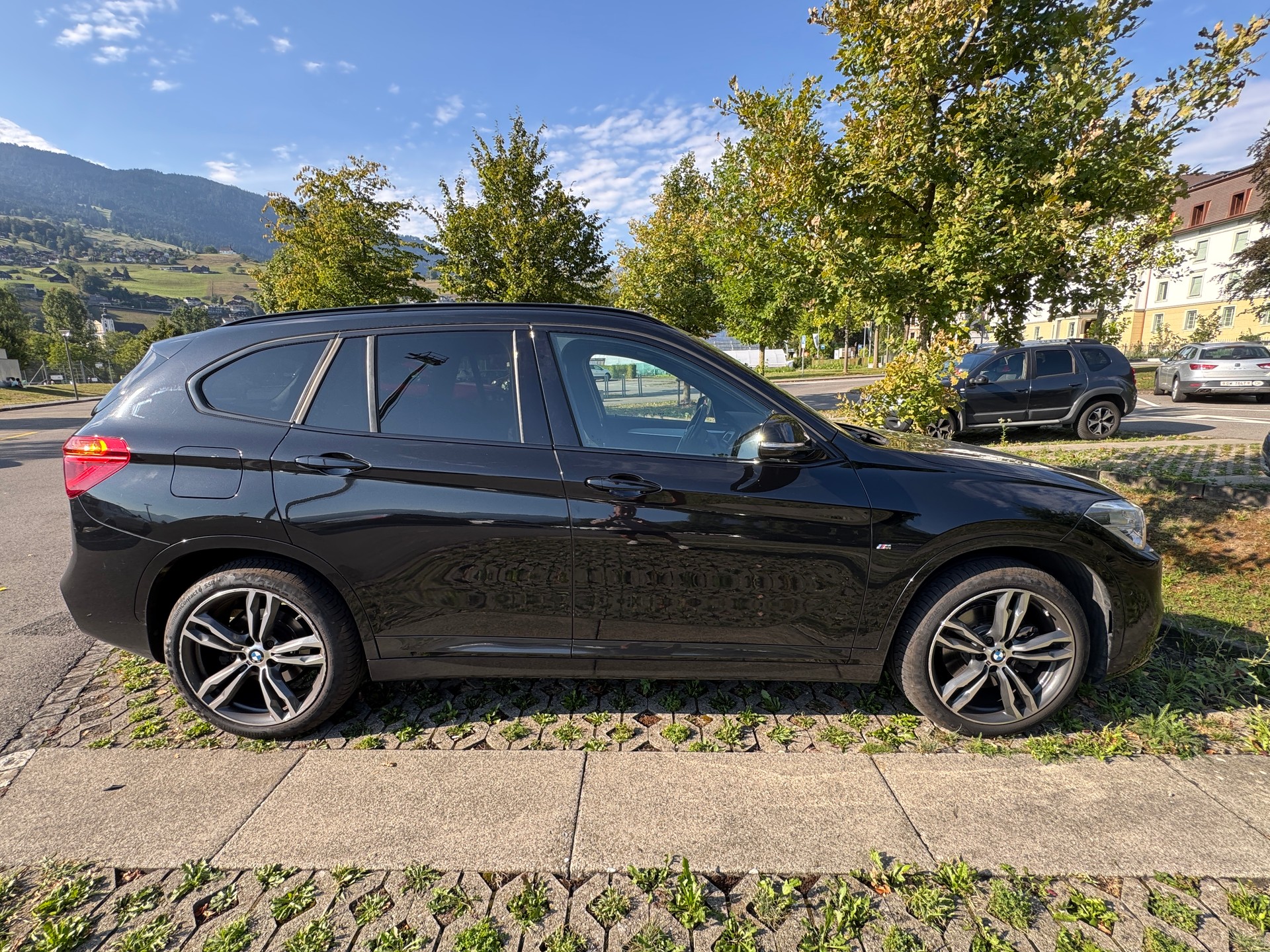 BMW 20i xDrive M Sportpaket-image-1