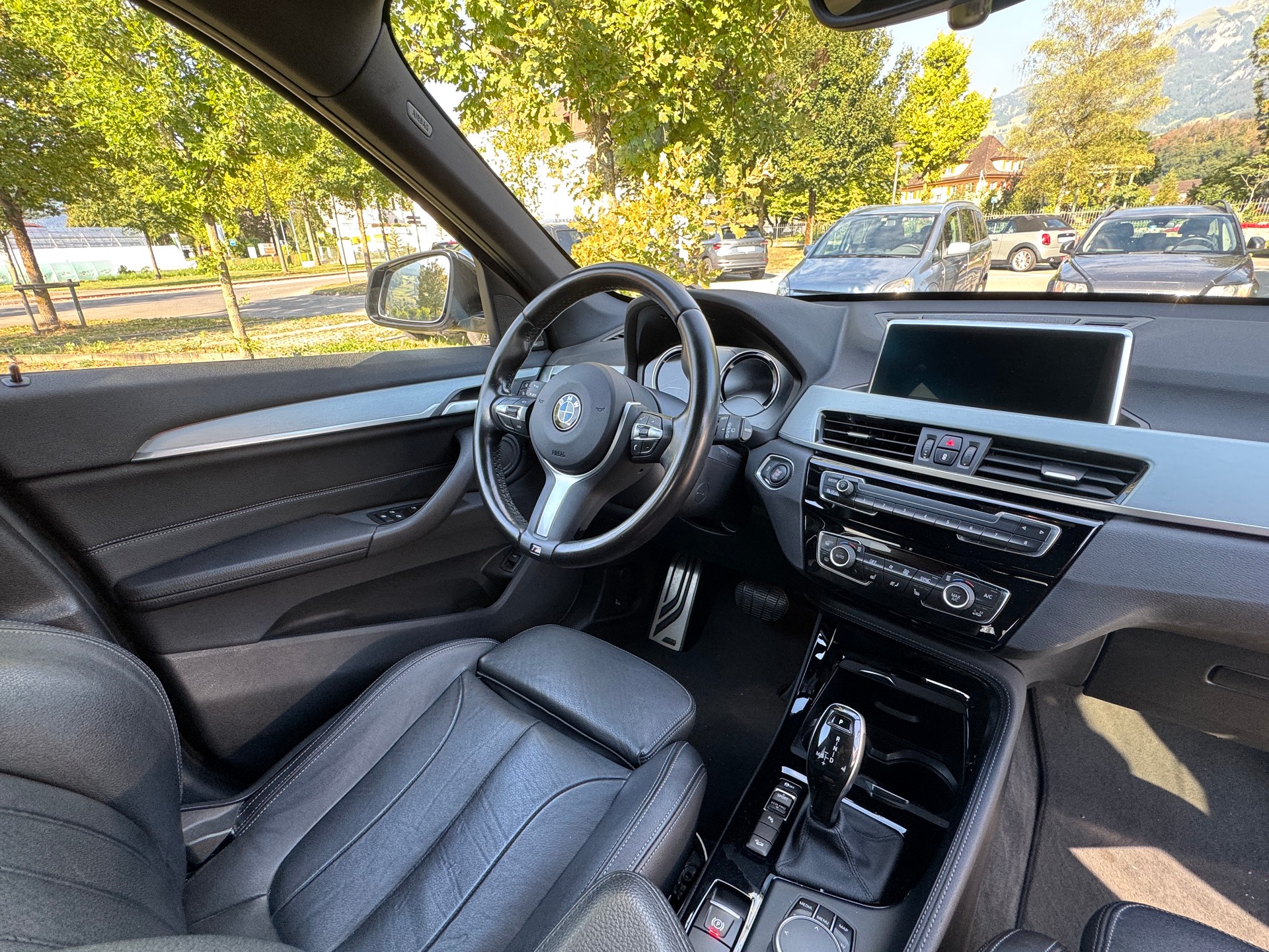 BMW 20i xDrive M Sportpaket-image-4
