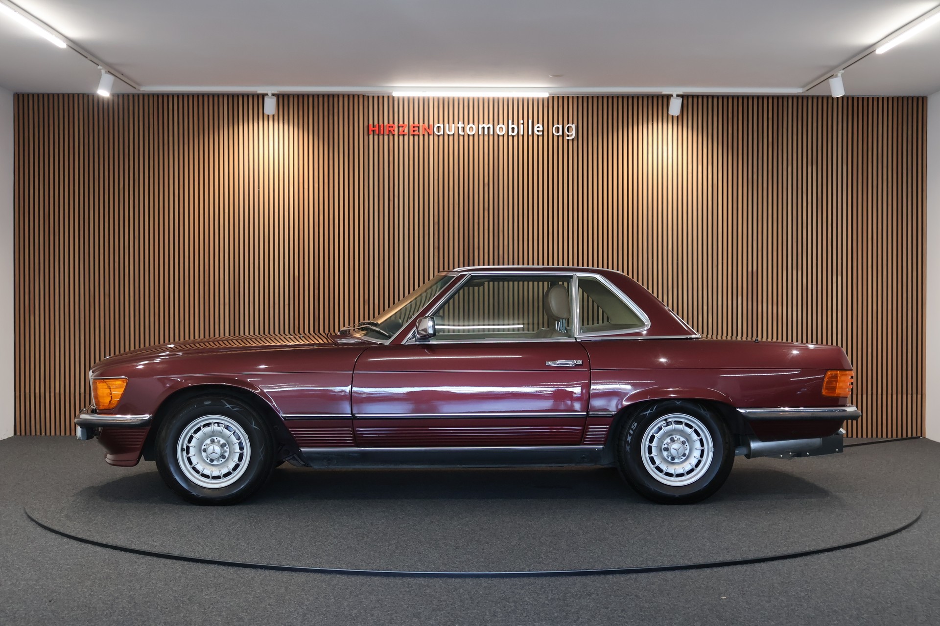 MERCEDES-BENZ 380 SL Automatic-image-1