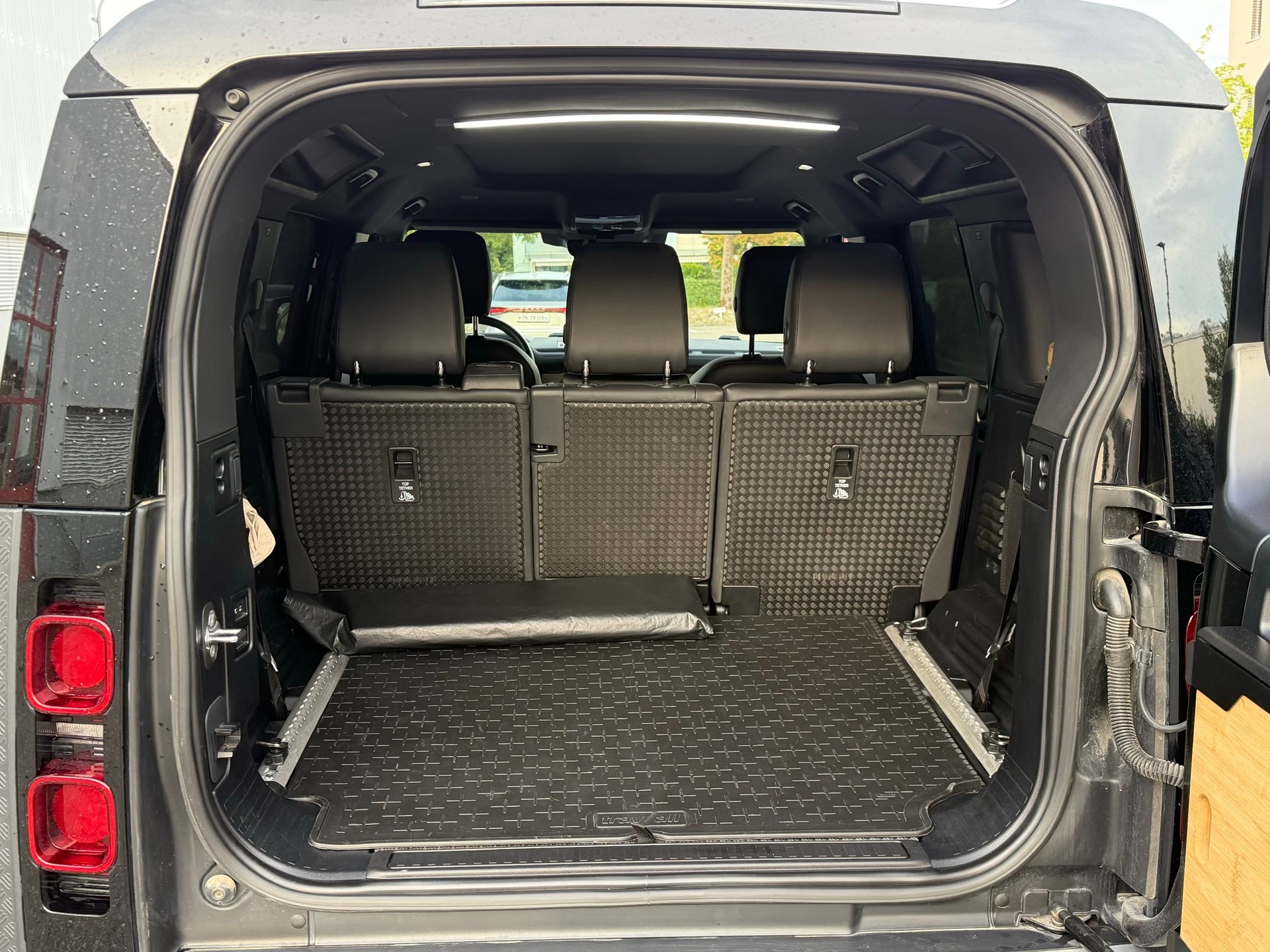 LAND ROVER 3.0 D I6 SE-image-3