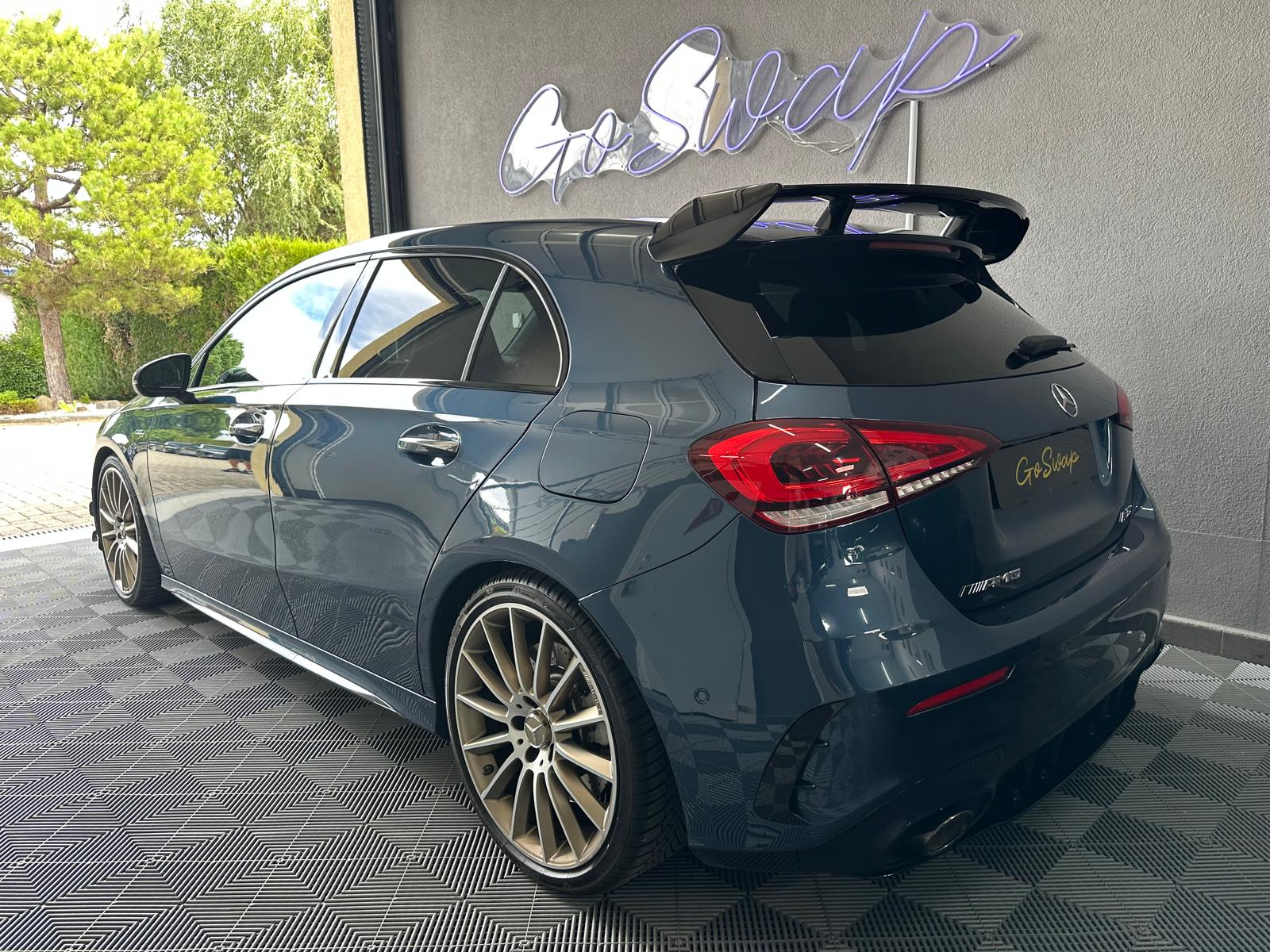 MERCEDES-BENZ A 35 AMG 4Matic Edition 1 Speedshift-image-2