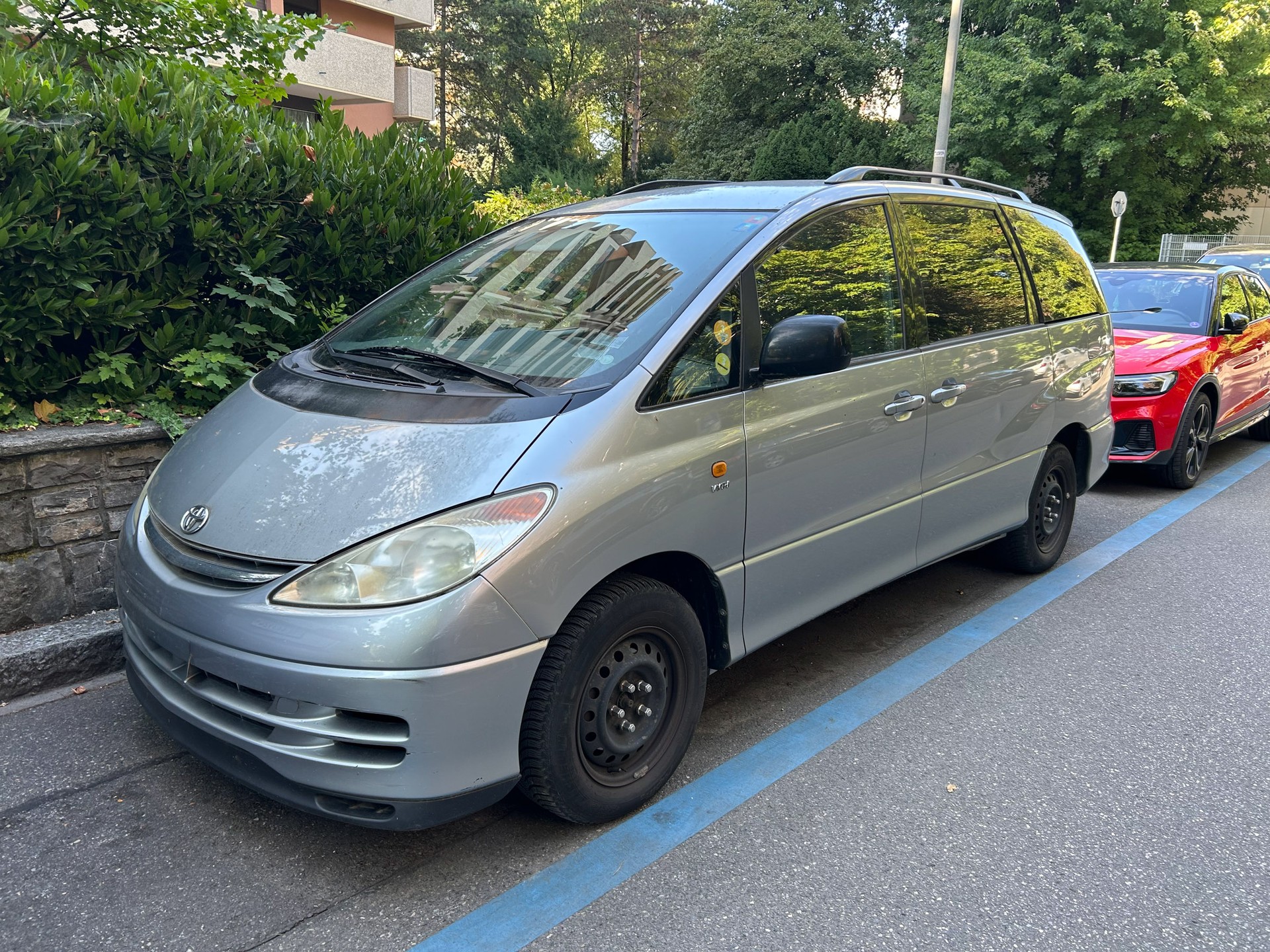 TOYOTA 2.4 Linea Luna 5P.-image-0