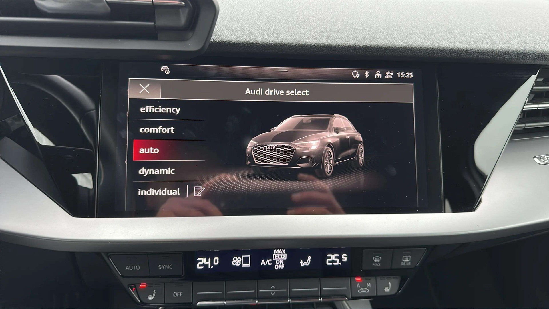 AUDI A3 Sportback 35 TFSI S line S-tronic mit 5J Werksgarantie oder 100000km-image-15