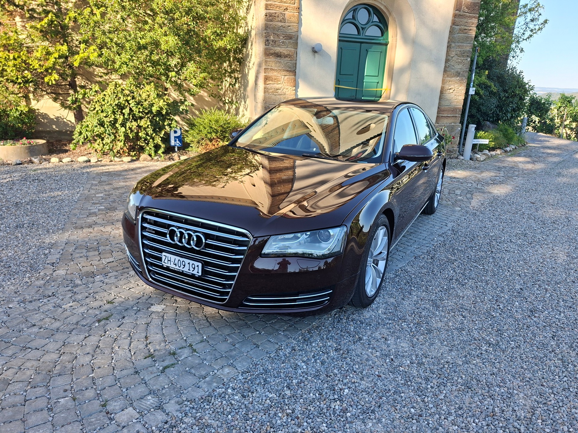 AUDI 4.2 V8 FSI quattro T-Tronic-image-0