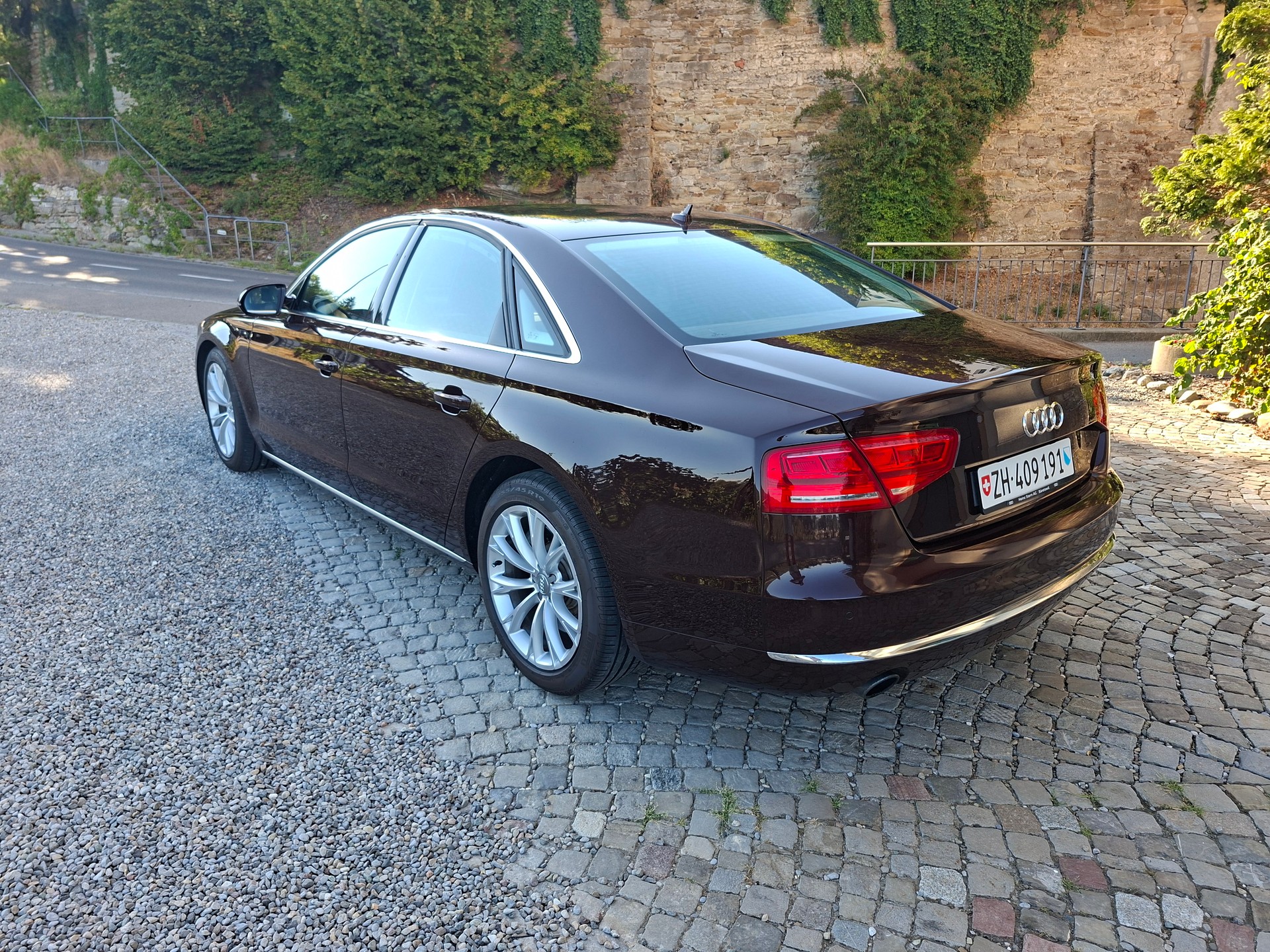 AUDI 4.2 V8 FSI quattro T-Tronic-image-7