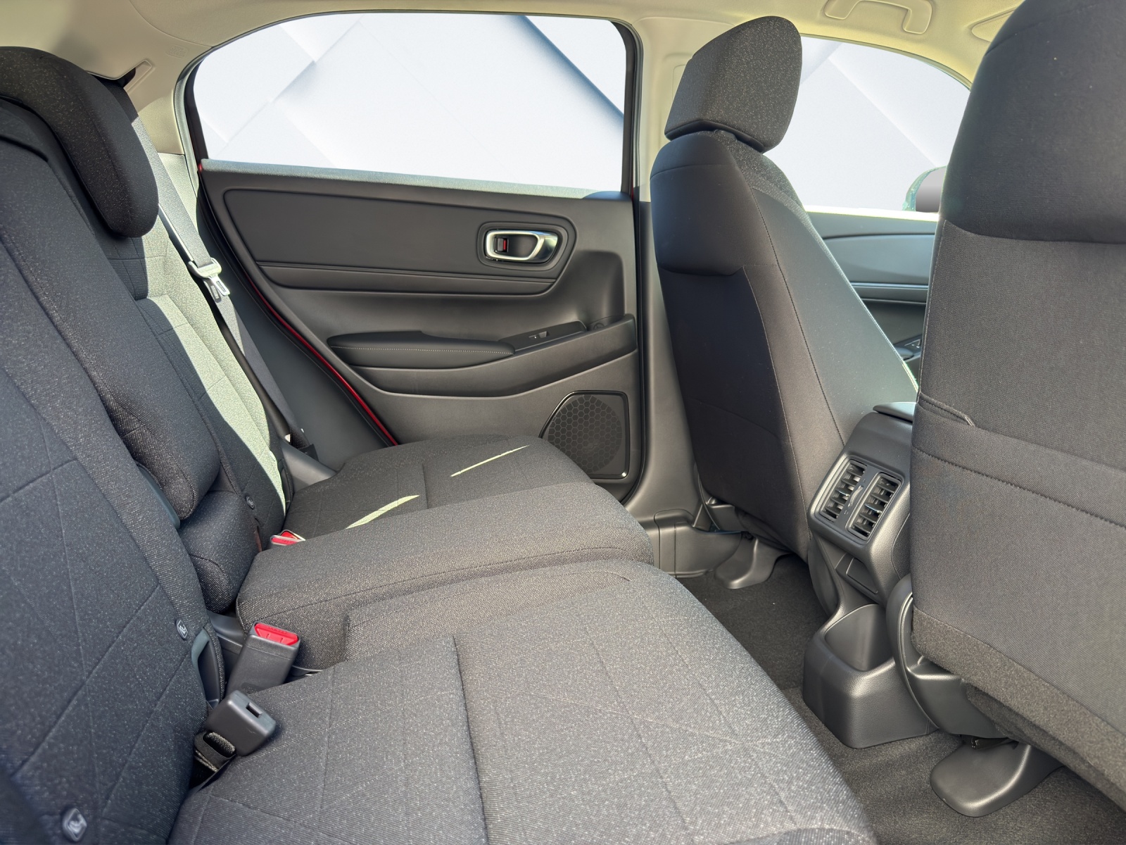 HONDA HR-V 1.5 i-MMD Elegance, Leasing Aktion 1.9%, inkl. GRATIS Winterräder in Wert von 2100.--image-15
