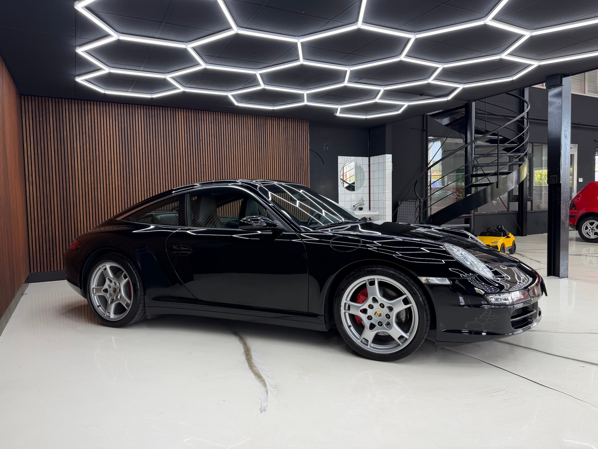 PORSCHE 911 Targa 4S-image-3