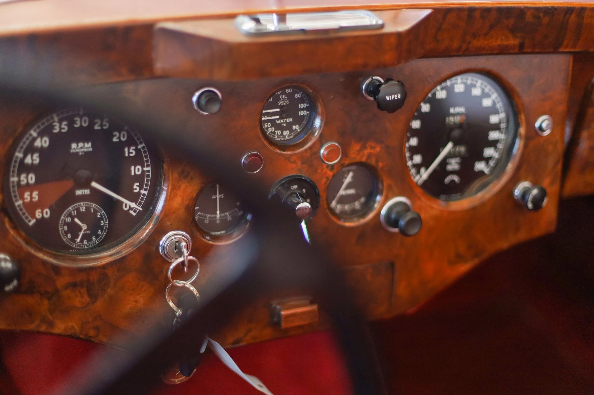 JAGUAR Drophead CoupéJaguar Heritage * Full Eligibility-image-16