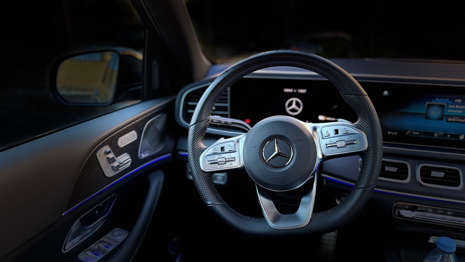 MERCEDES-BENZ GLE 350 de AMG Line 4matic-image-4