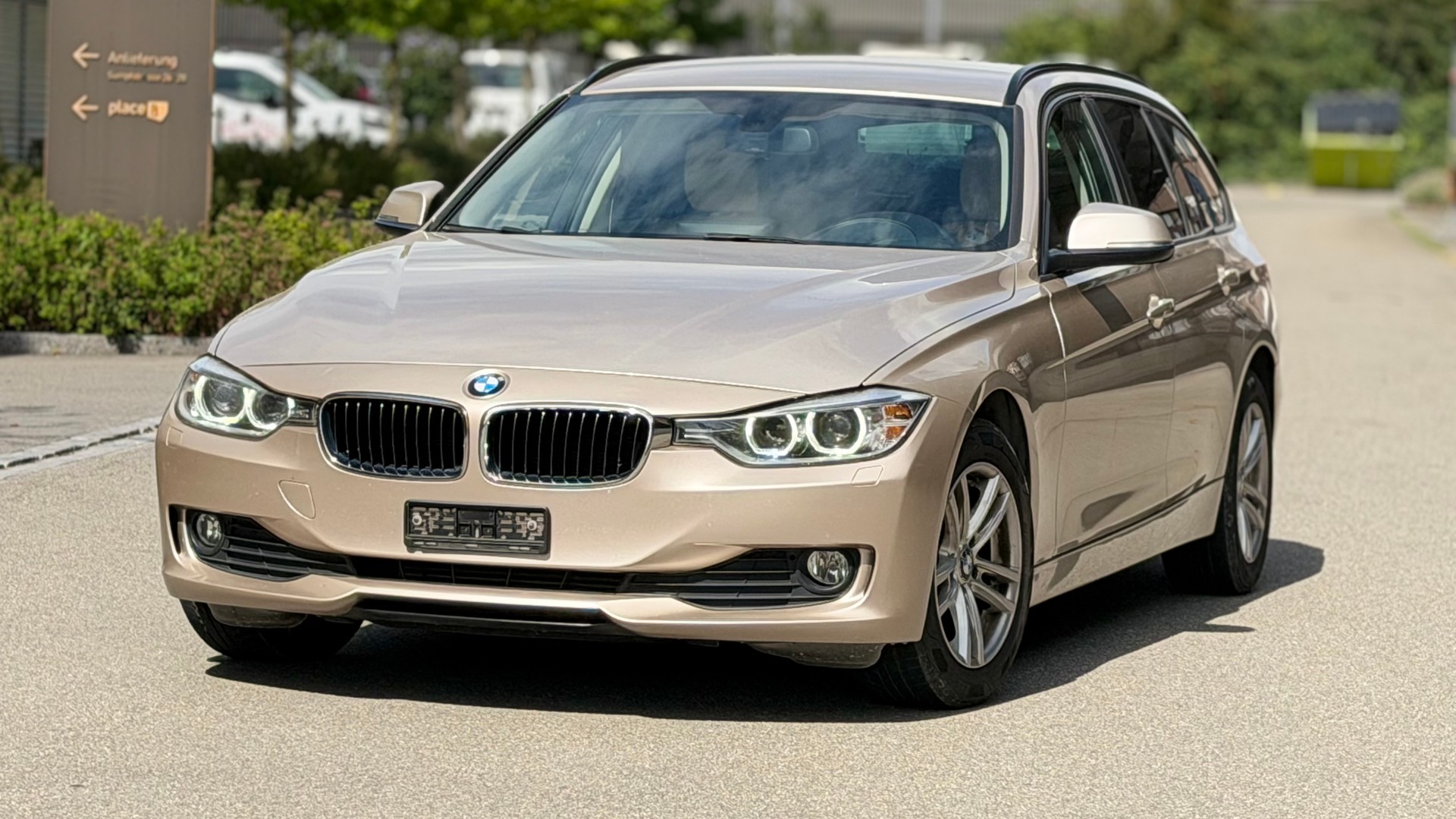 BMW 320d Touring Steptronic-image-0