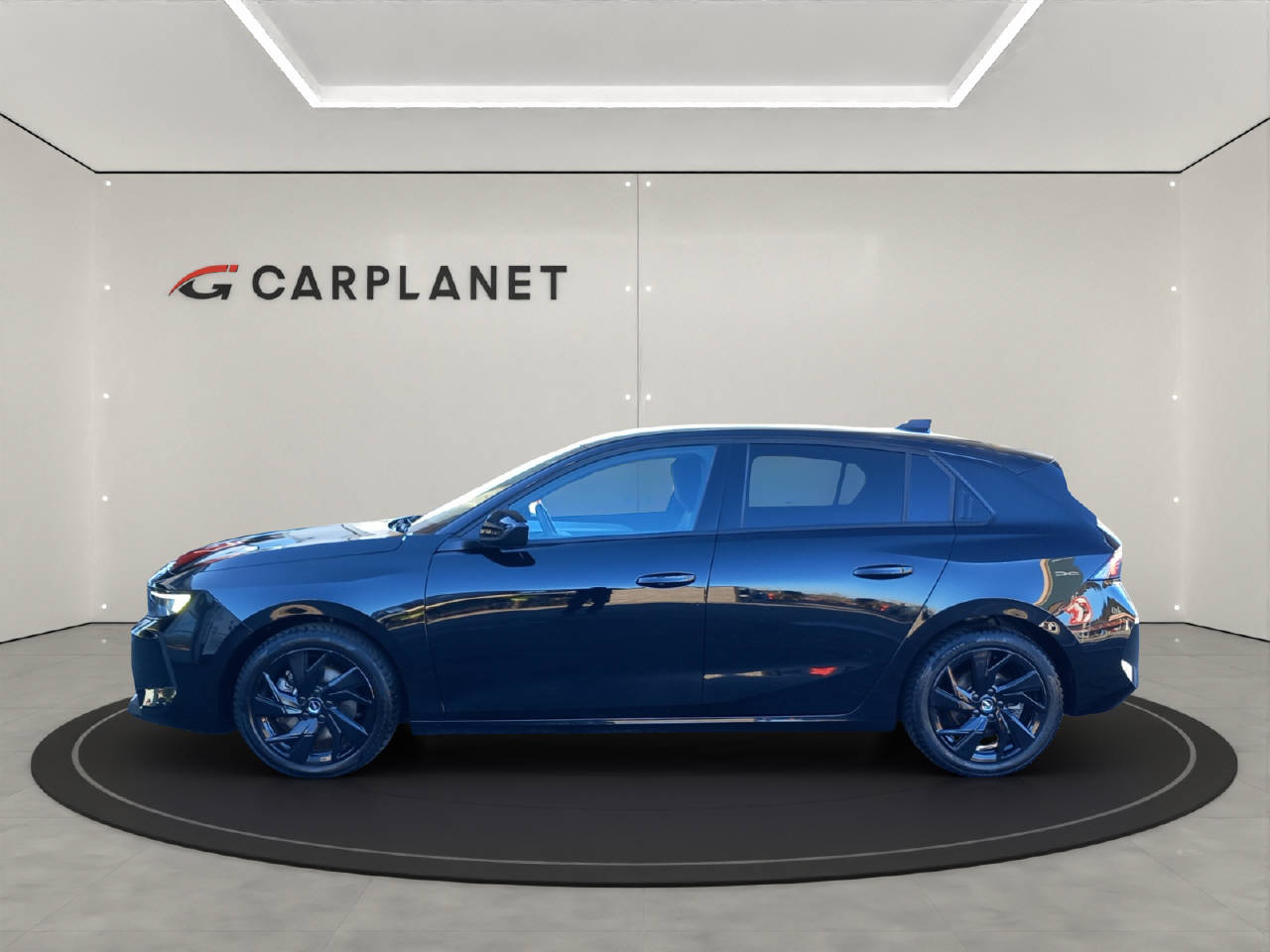 OPEL Astra 1.2 T Hybrid Edition-image-1