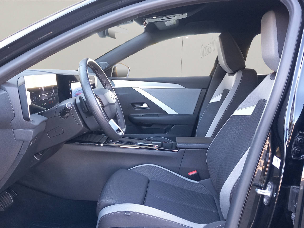 OPEL Astra 1.2 T Hybrid Edition-image-3