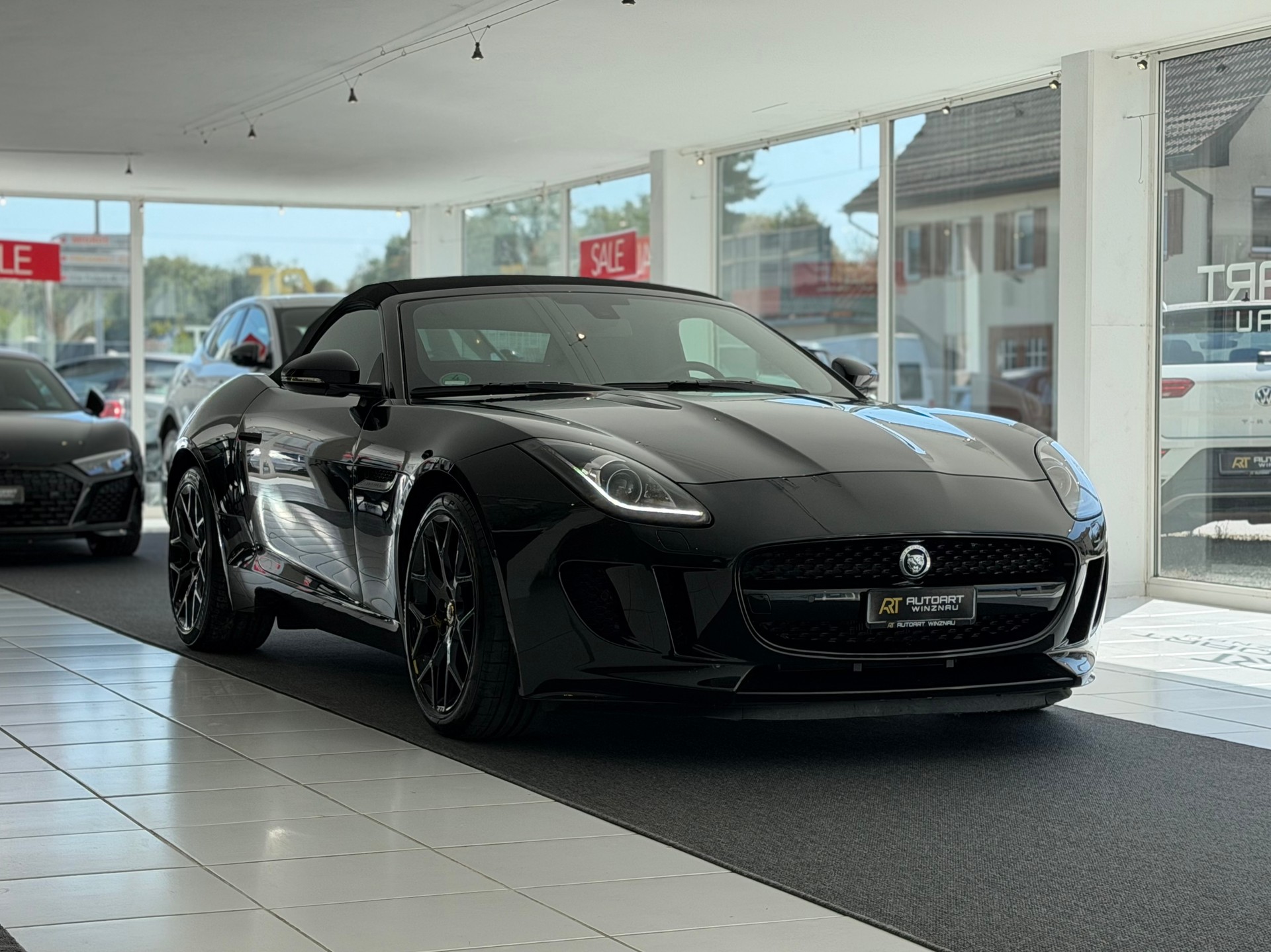 JAGUAR F-Type Convertible 3.0 V6 S/C Performance Paket **TOP Zustand**-image-4