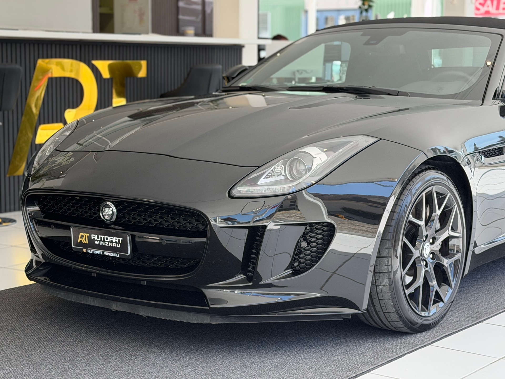 JAGUAR F-Type Convertible 3.0 V6 S/C Performance Paket **TOP Zustand**-image-20
