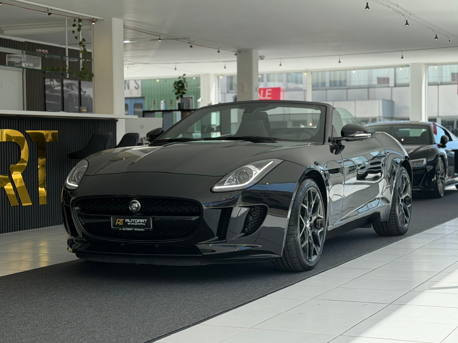 JAGUAR F-Type Convertible 3.0 V6 S/C Performance Paket **TOP Zustand**