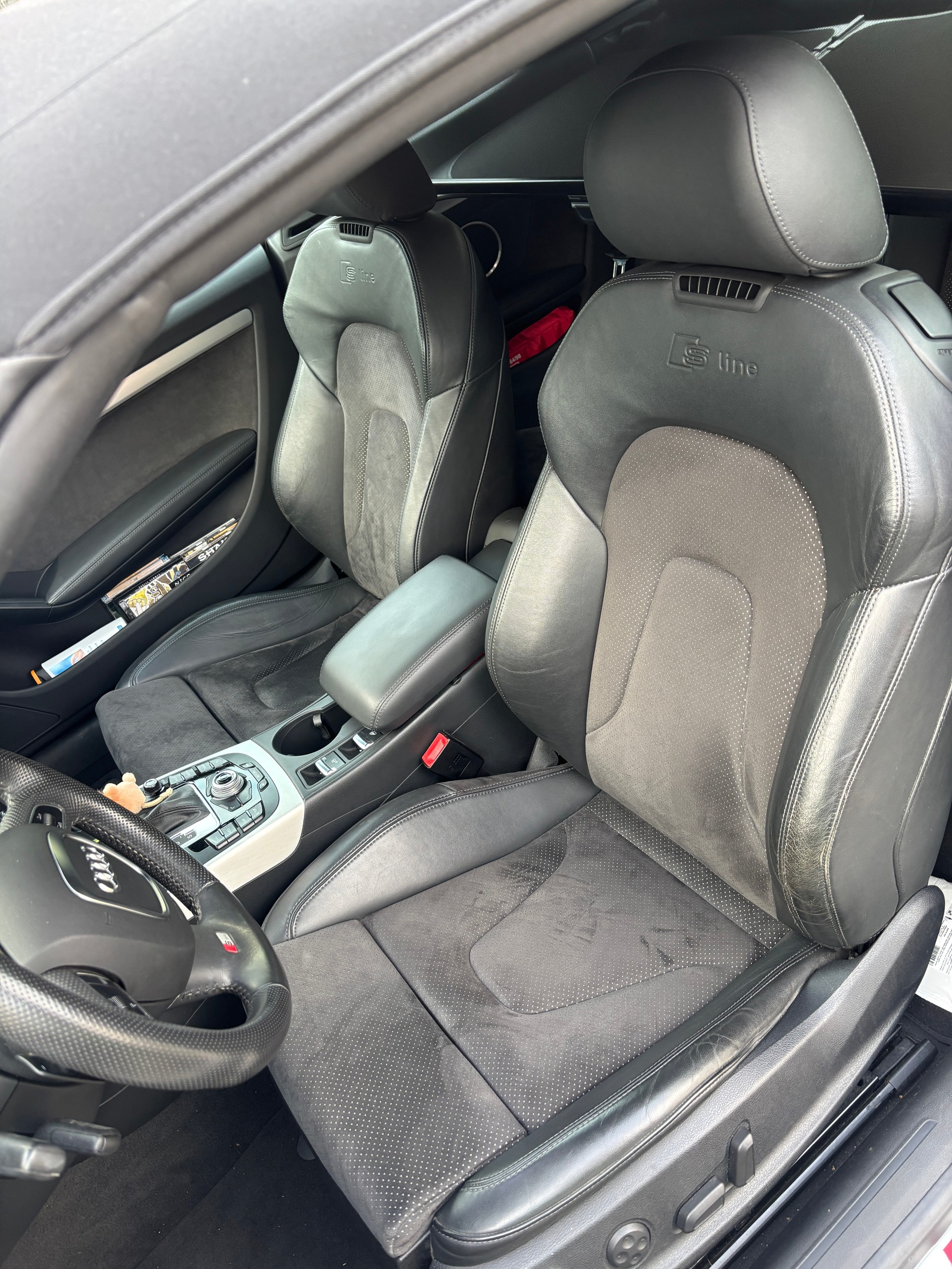 AUDI A5 Cabriolet 3.0 TDI quattro S-tronic-image-11