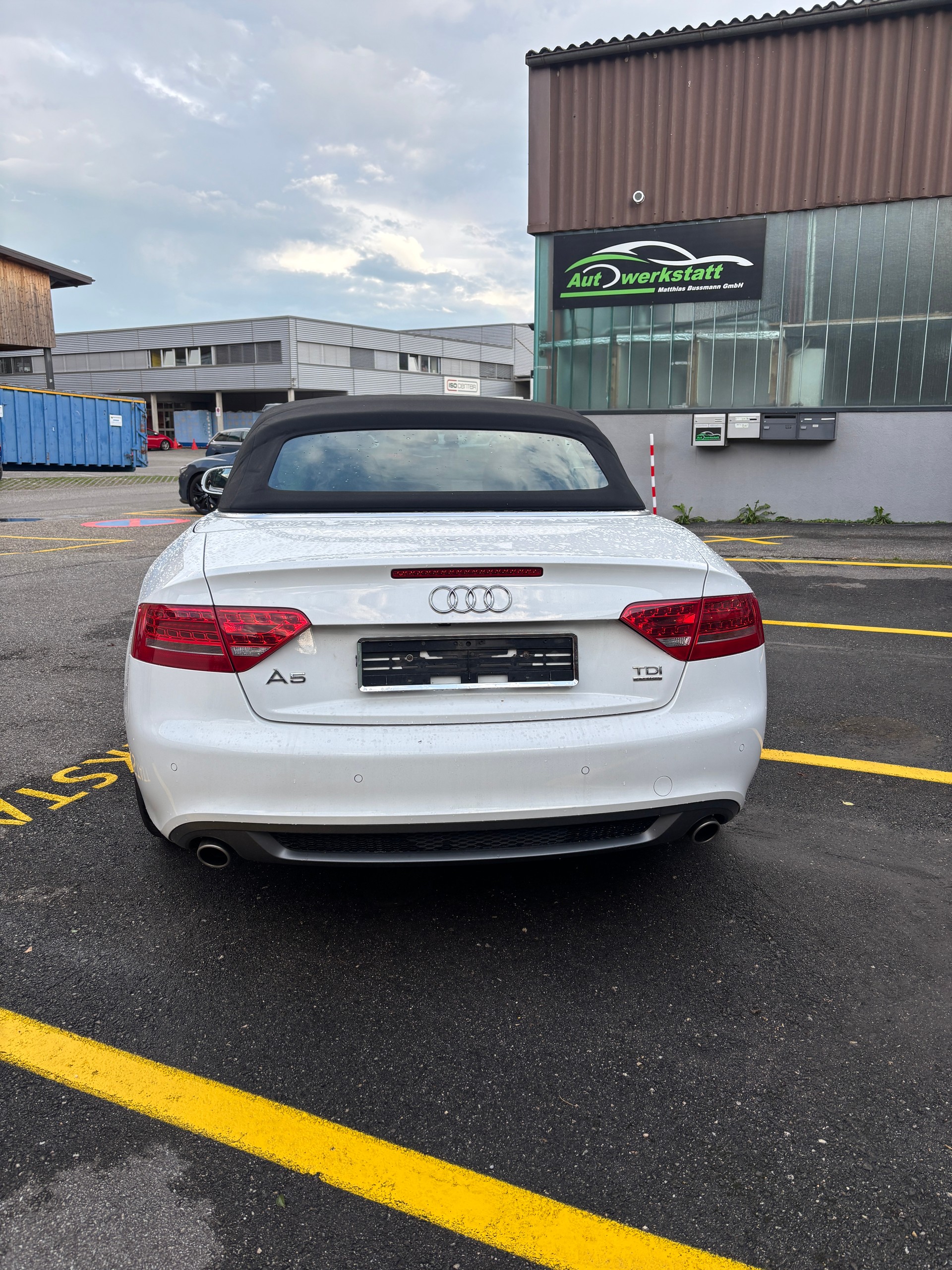 AUDI A5 Cabriolet 3.0 TDI quattro S-tronic-image-4