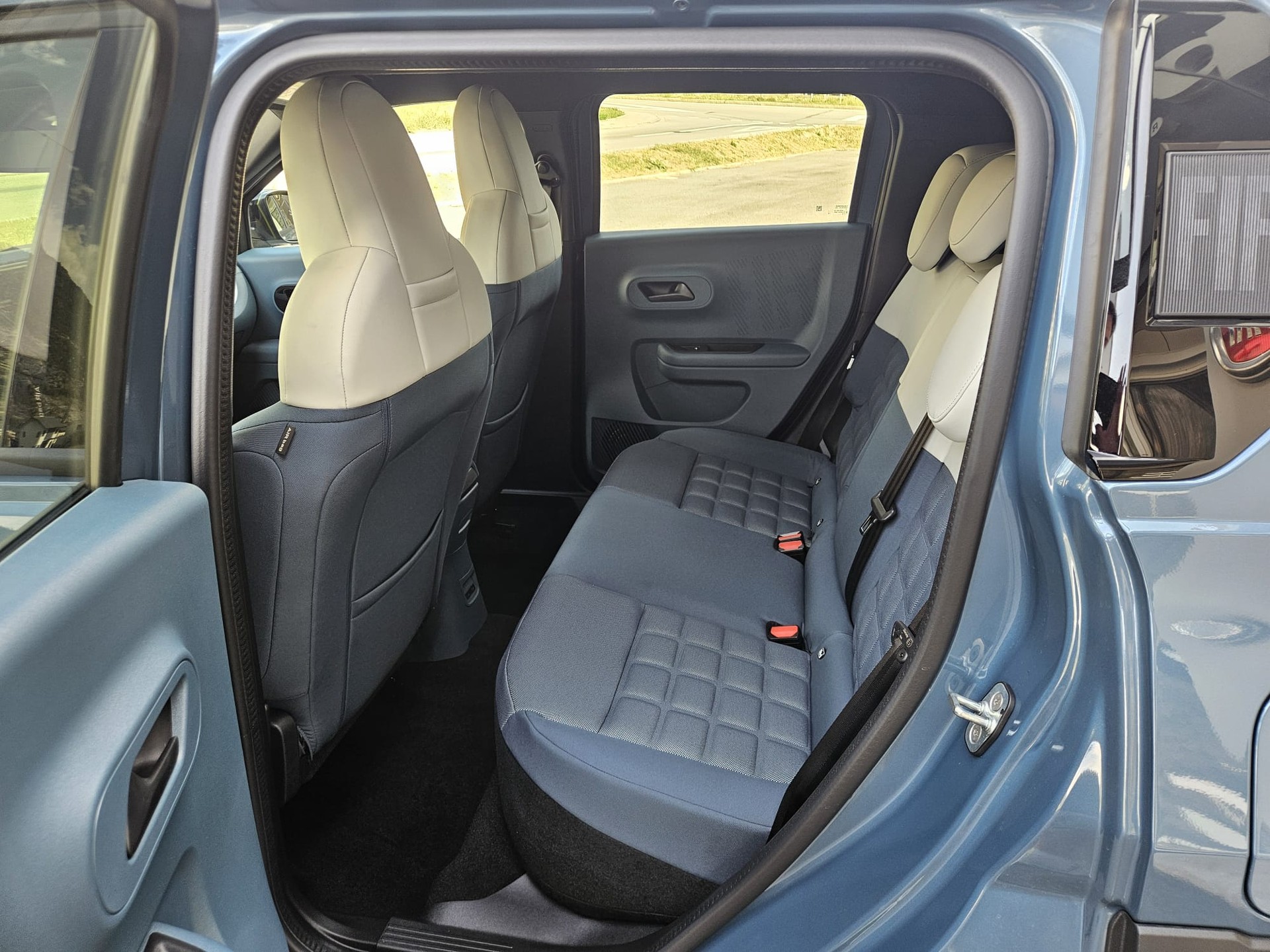FIAT Grande Panda La Prima-image-13