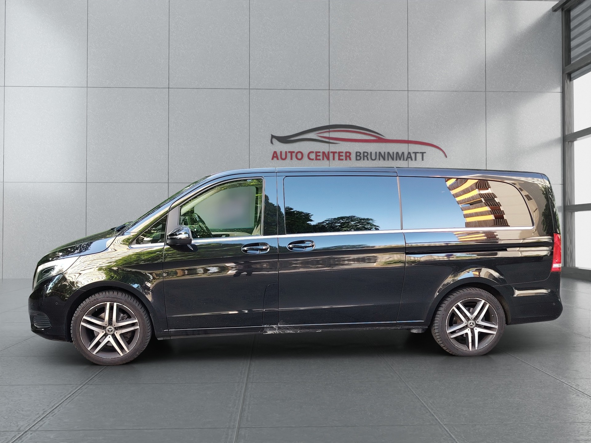 MERCEDES-BENZ V 250 d extralang 4Matic 7G-Tronic-image-5