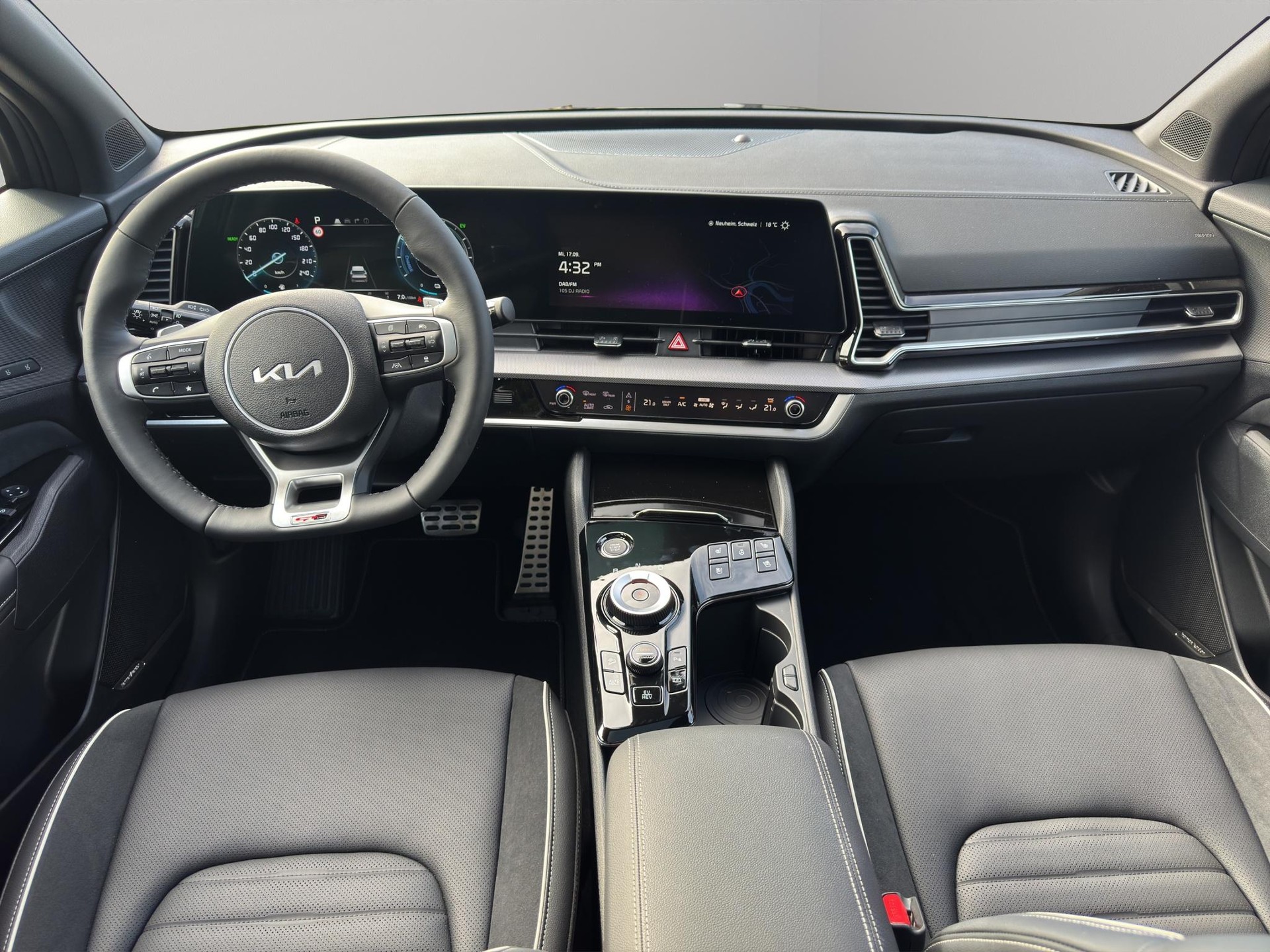 KIA Sportage 1.6 T-GDi PHEV GT-Line-image-11