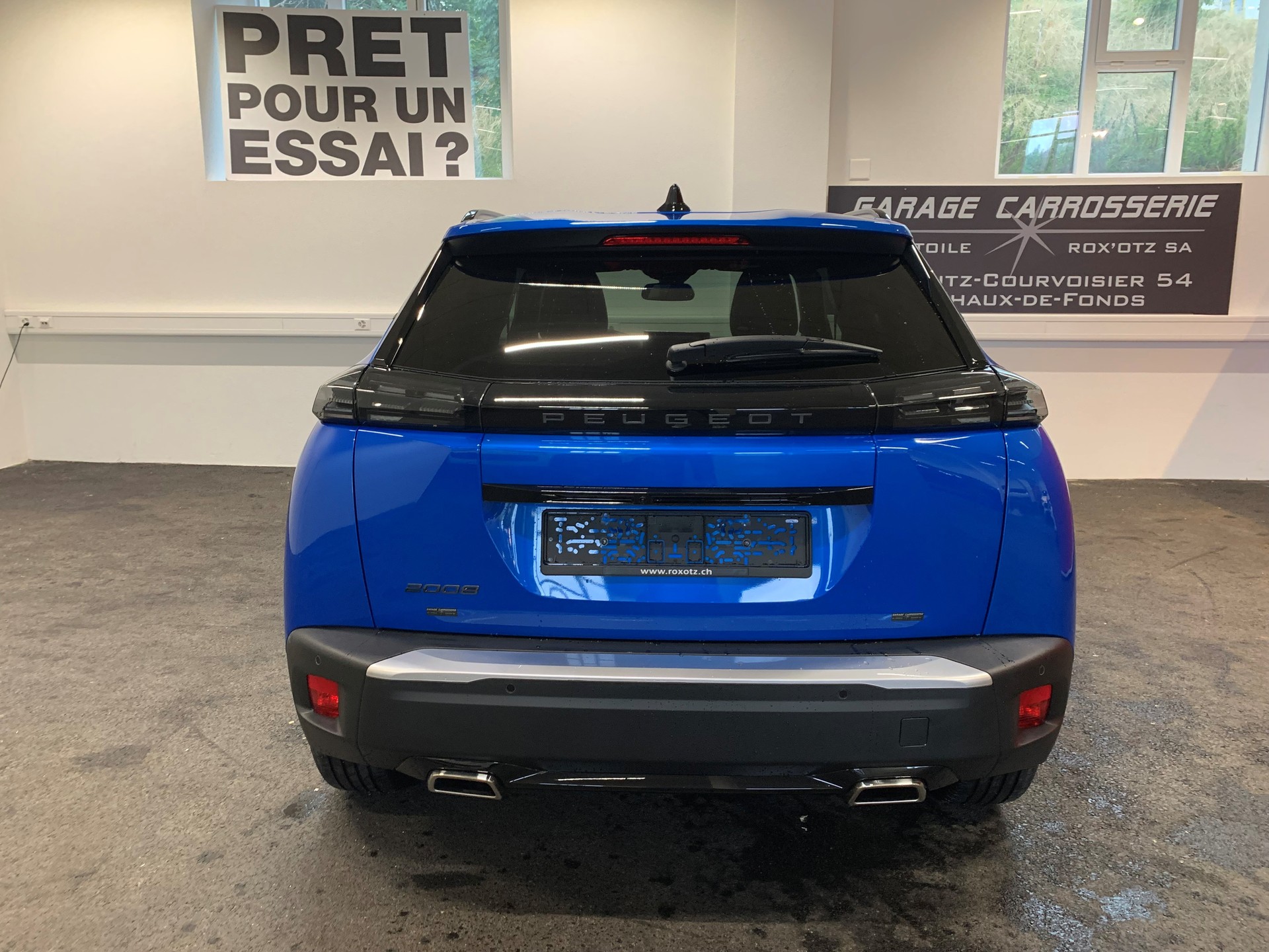 PEUGEOT 2008 1.2 PureTech Allure-image-6