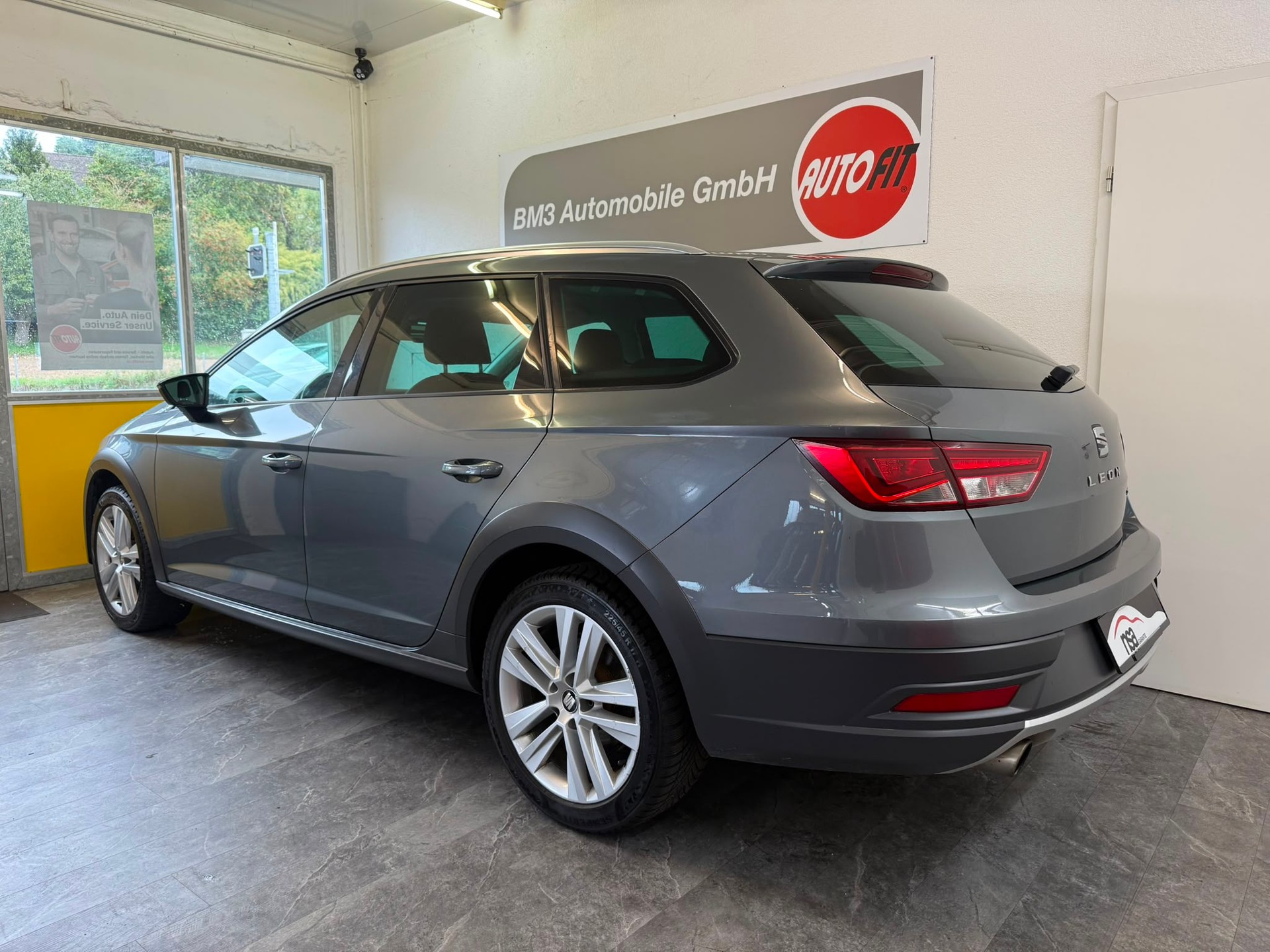 SEAT Leon ST 1.8 TSI X-Perience 4Drive DSG-image-2