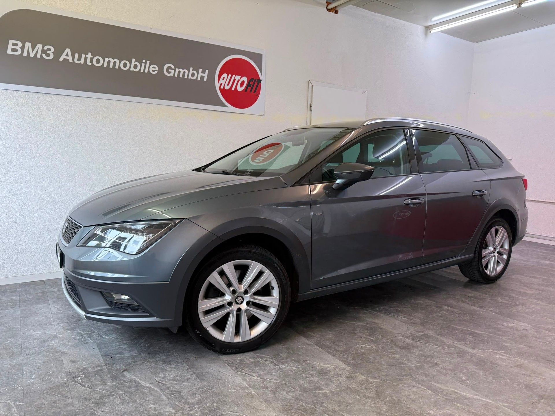 SEAT Leon ST 1.8 TSI X-Perience 4Drive DSG-image-1