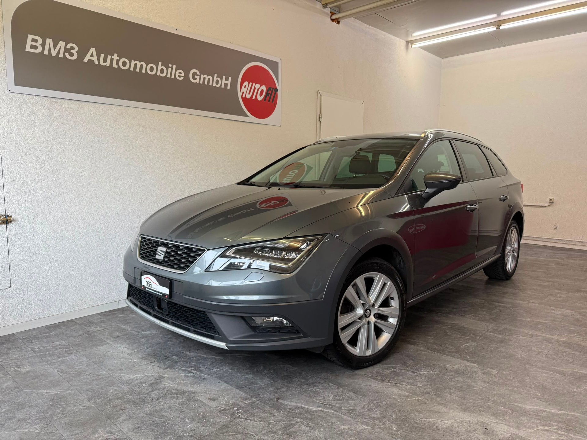 SEAT Leon ST 1.8 TSI X-Perience 4Drive DSG-image-0