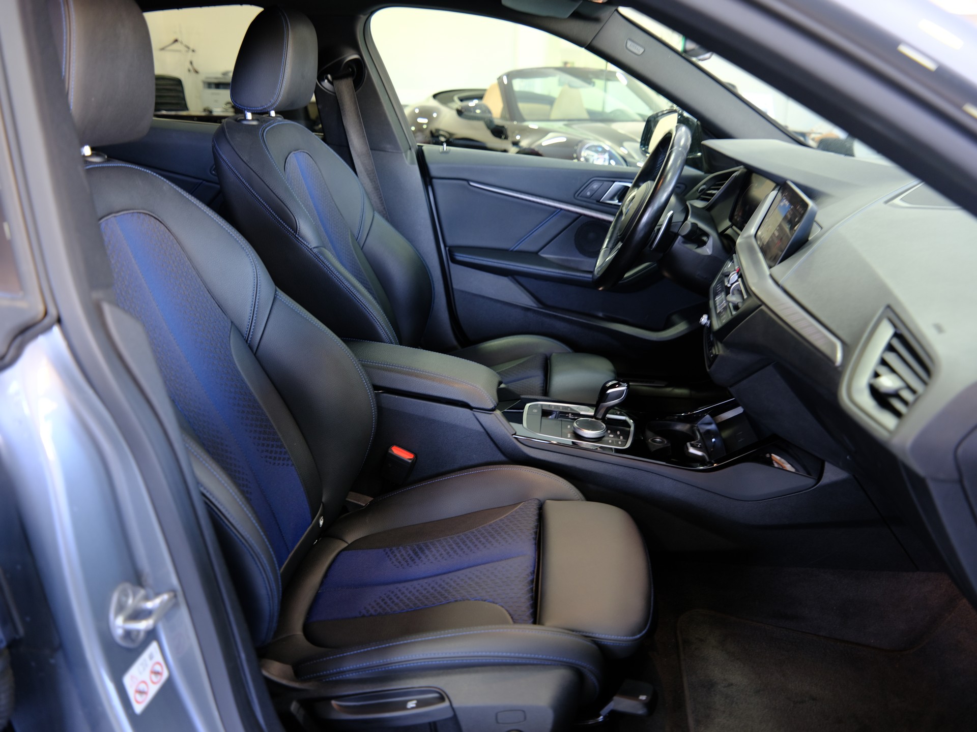 BMW 220d Gran Coupé M Sport Steptronic *Parkassistent* *Sitzheizung*-image-22