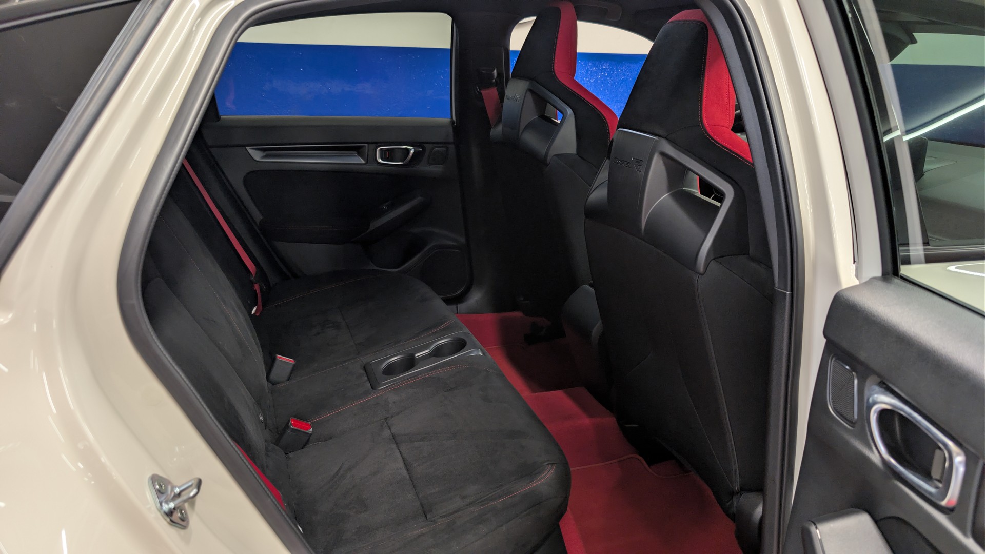 HONDA Civic 2.0 i-VTEC Type R-S 50th Anniversary-image-12