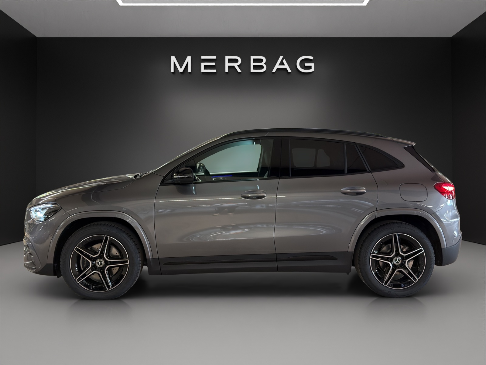 MERCEDES-BENZ GLA 200 Night Star-image-2