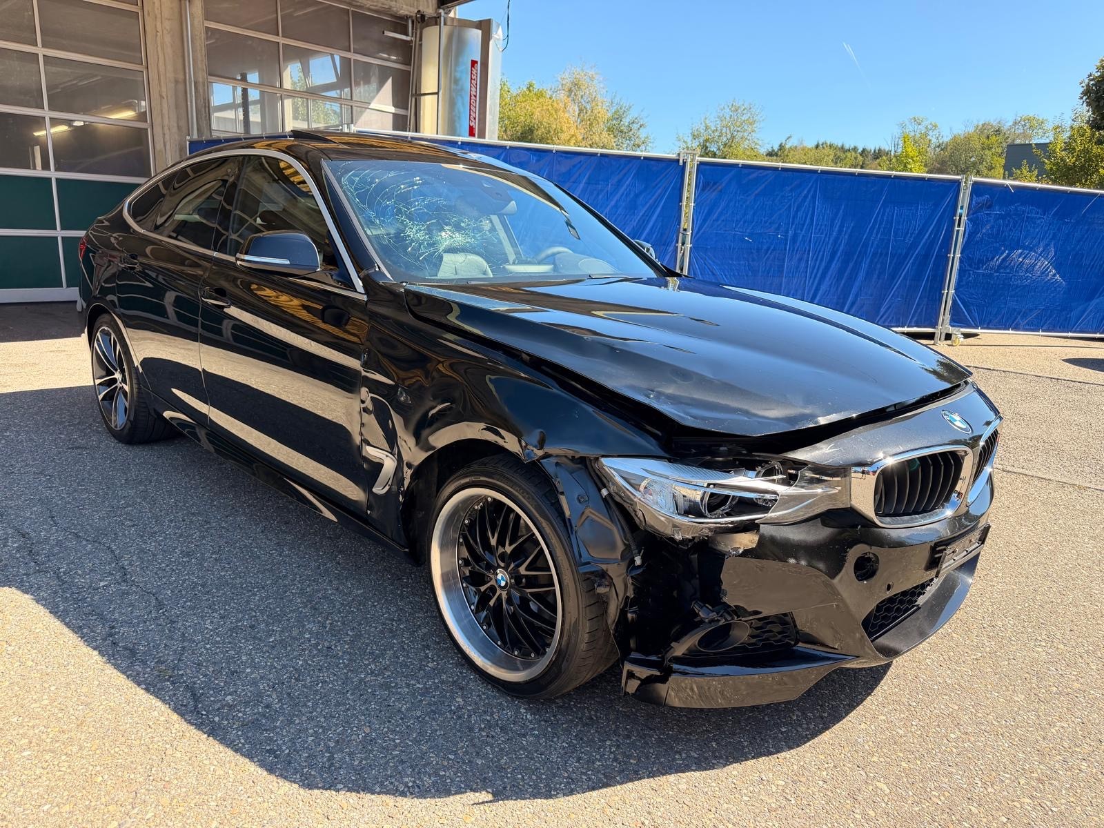BMW 320d GT xDrive M-Paket-image-6