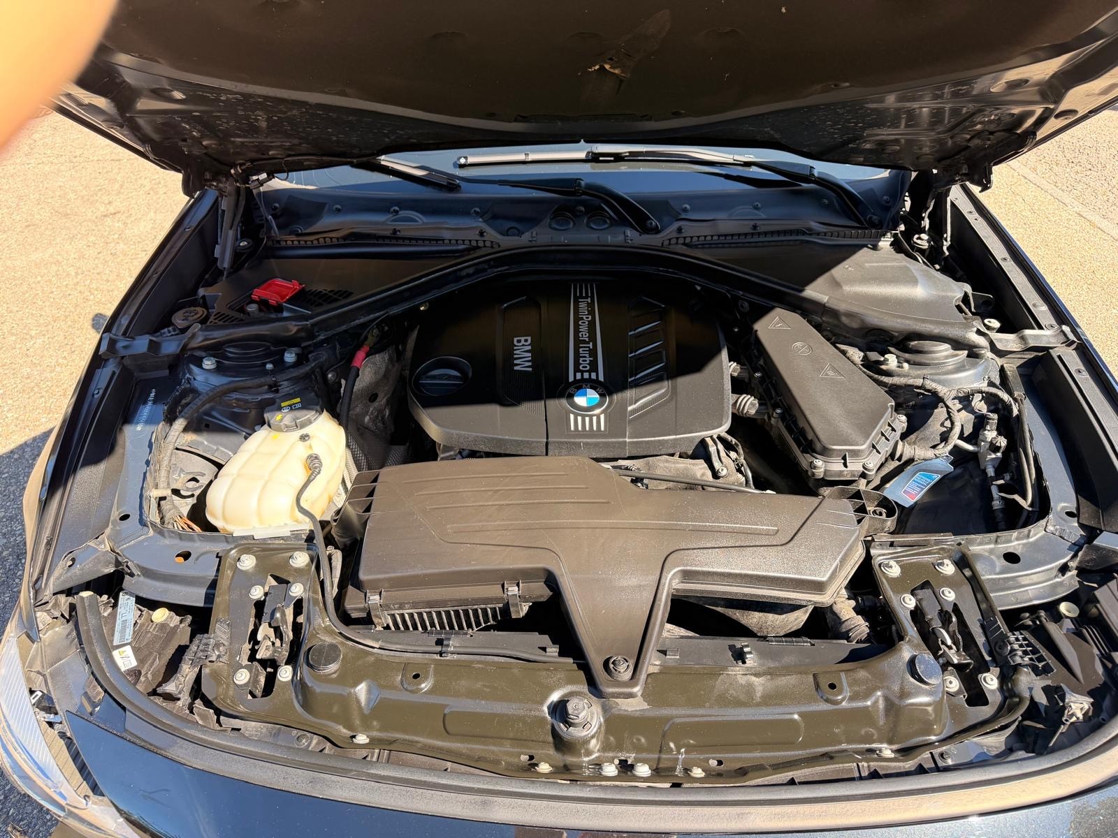 BMW 320d GT xDrive M-Paket-image-8